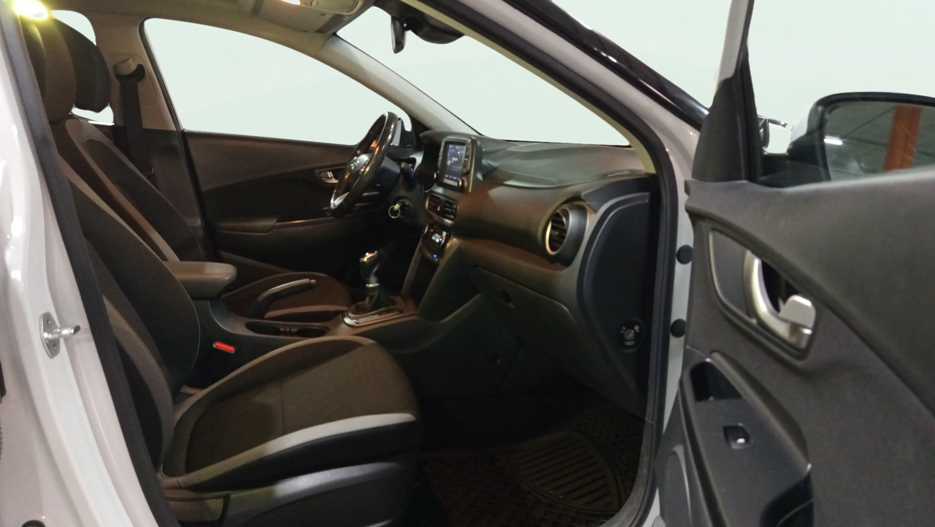Hyundai Kona 1.0 T-GDi Essence 4x2 - foto 19