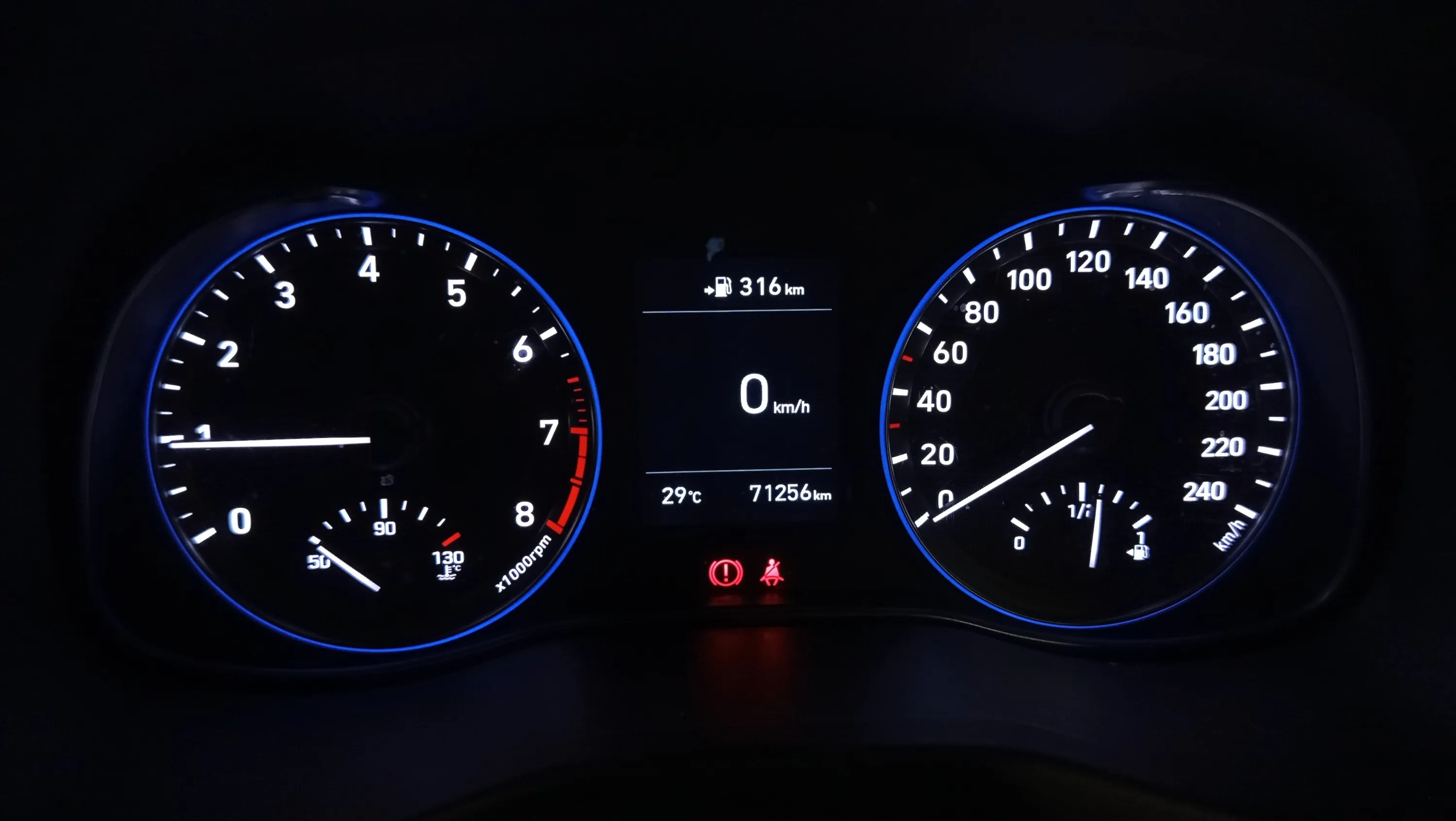 Hyundai Kona 1.0 T-GDi Essence 4x2 - foto 11