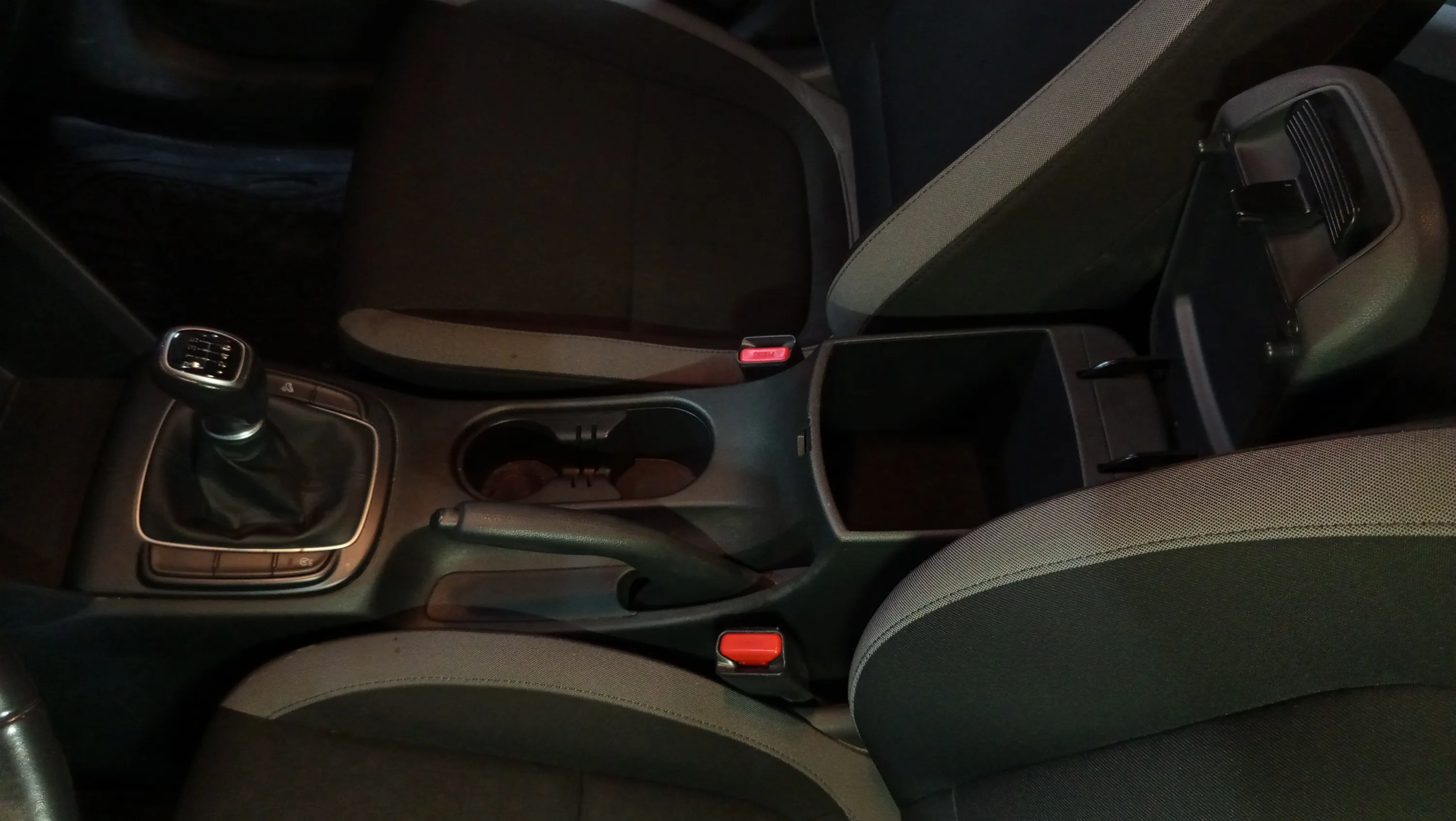 Hyundai Kona 1.0 T-GDi Essence 4x2 - foto 28