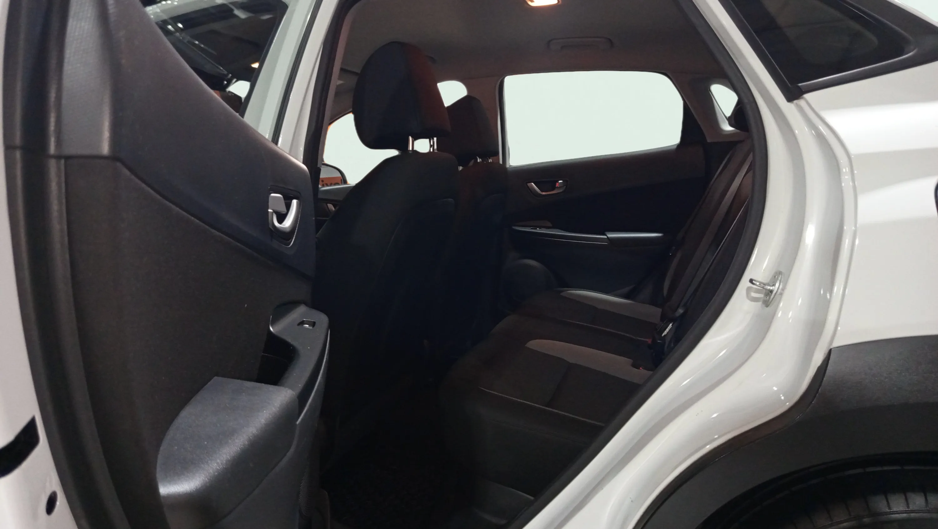 Hyundai Kona 1.0 T-GDi Essence 4x2 - foto 16