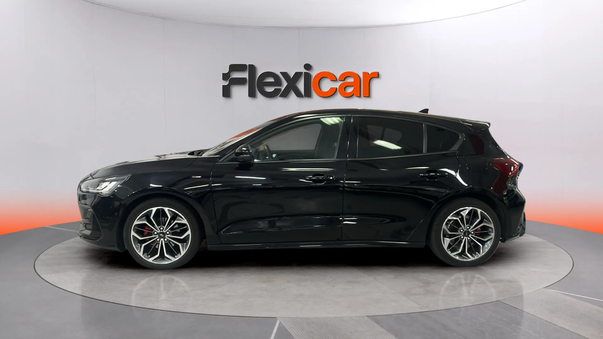 Ford Focus 1.0 EcoBoost MHEV ST-Line Design SIP - foto 4