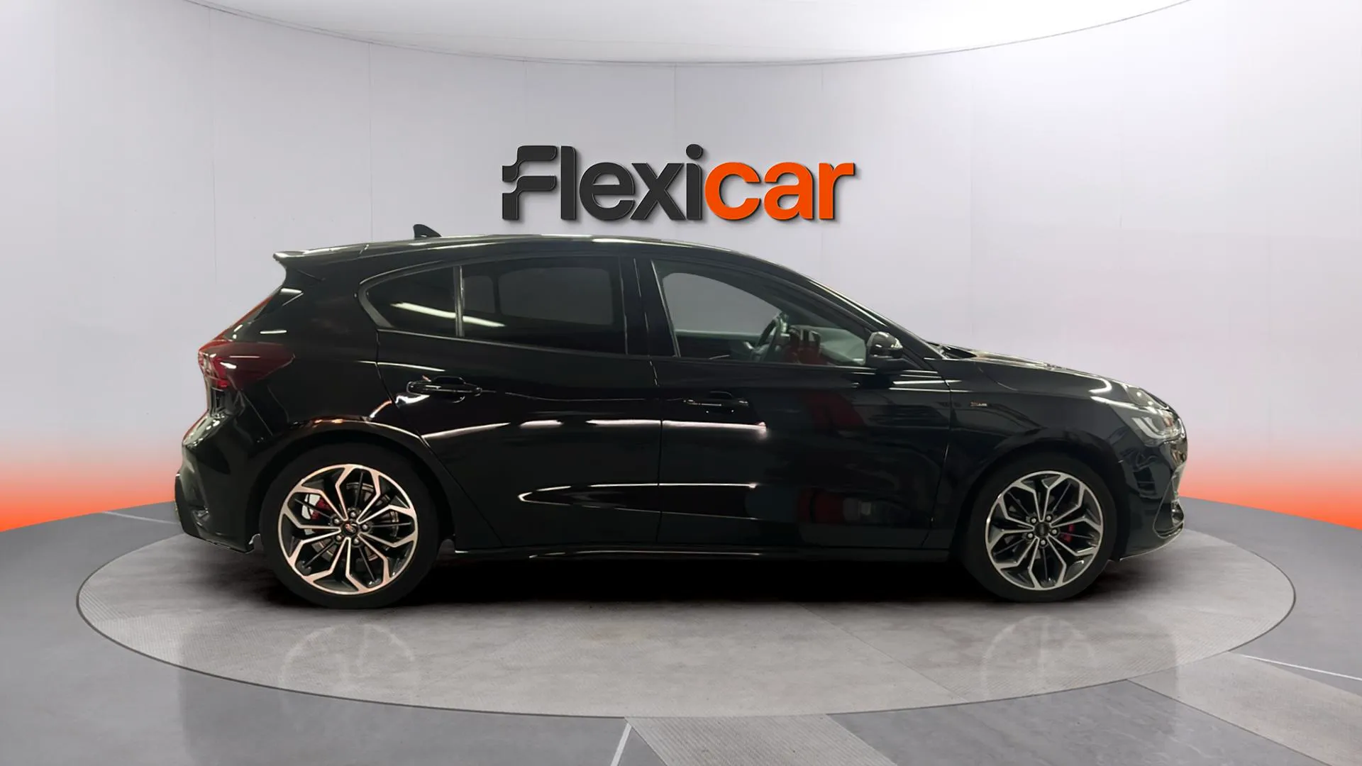 Ford Focus 1.0 EcoBoost MHEV ST-Line Design SIP - foto 8