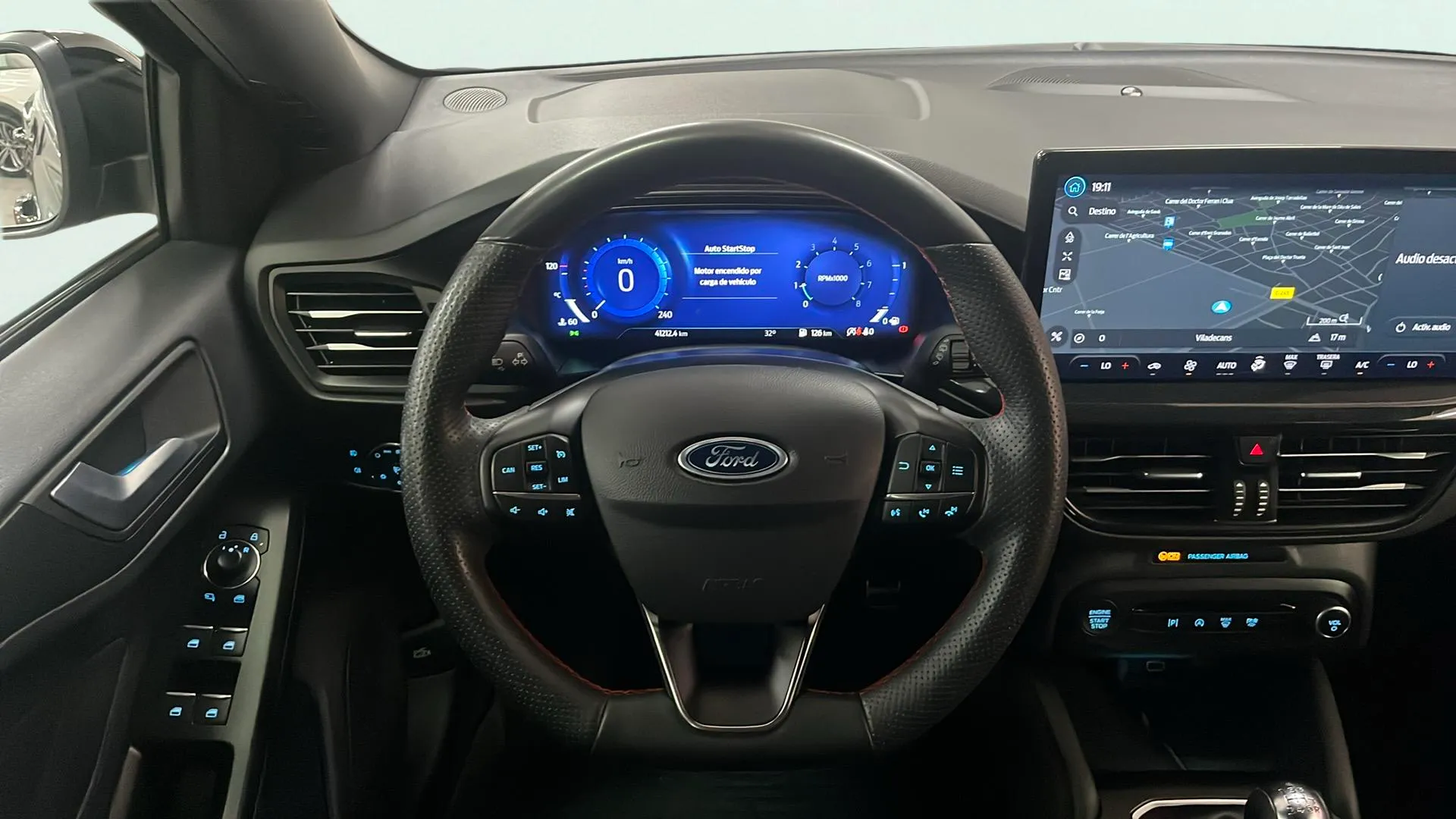 Ford Focus 1.0 EcoBoost MHEV ST-Line Design SIP - foto 17