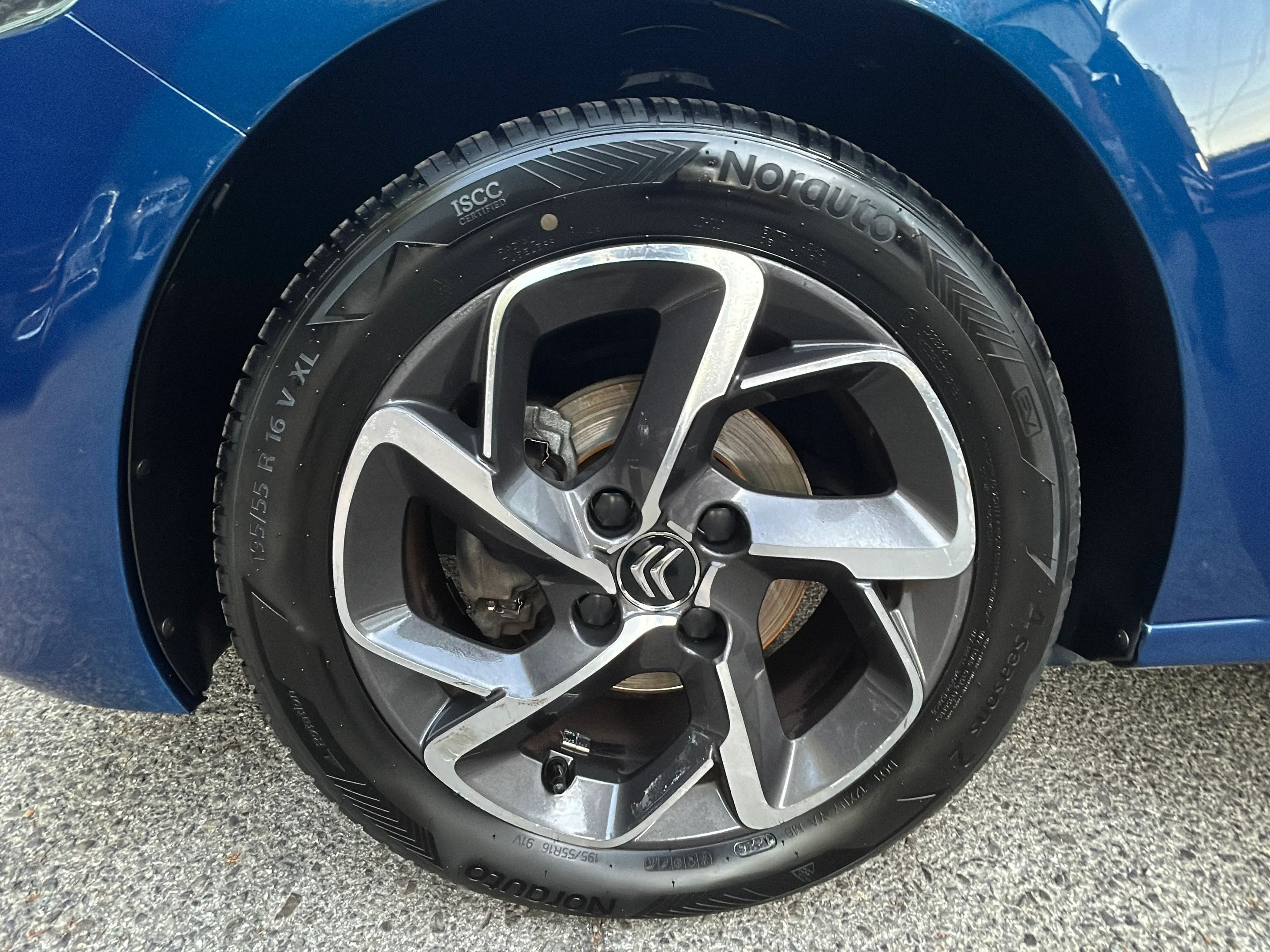 Citroën C-Elysée BlueHDi Shine - foto 26