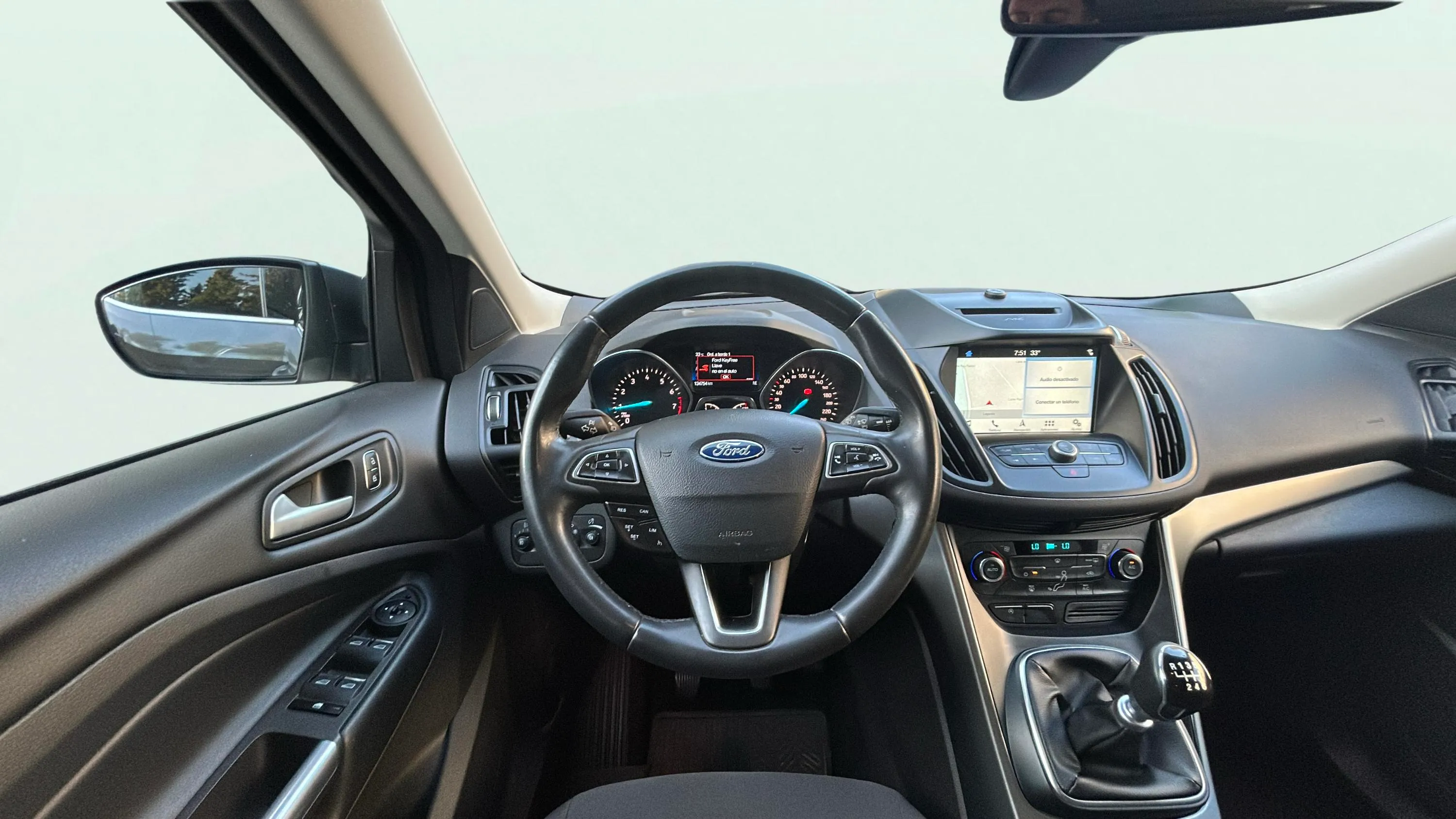 Ford Kuga 1.5 EcoBoost 4x2 Trend - foto 11