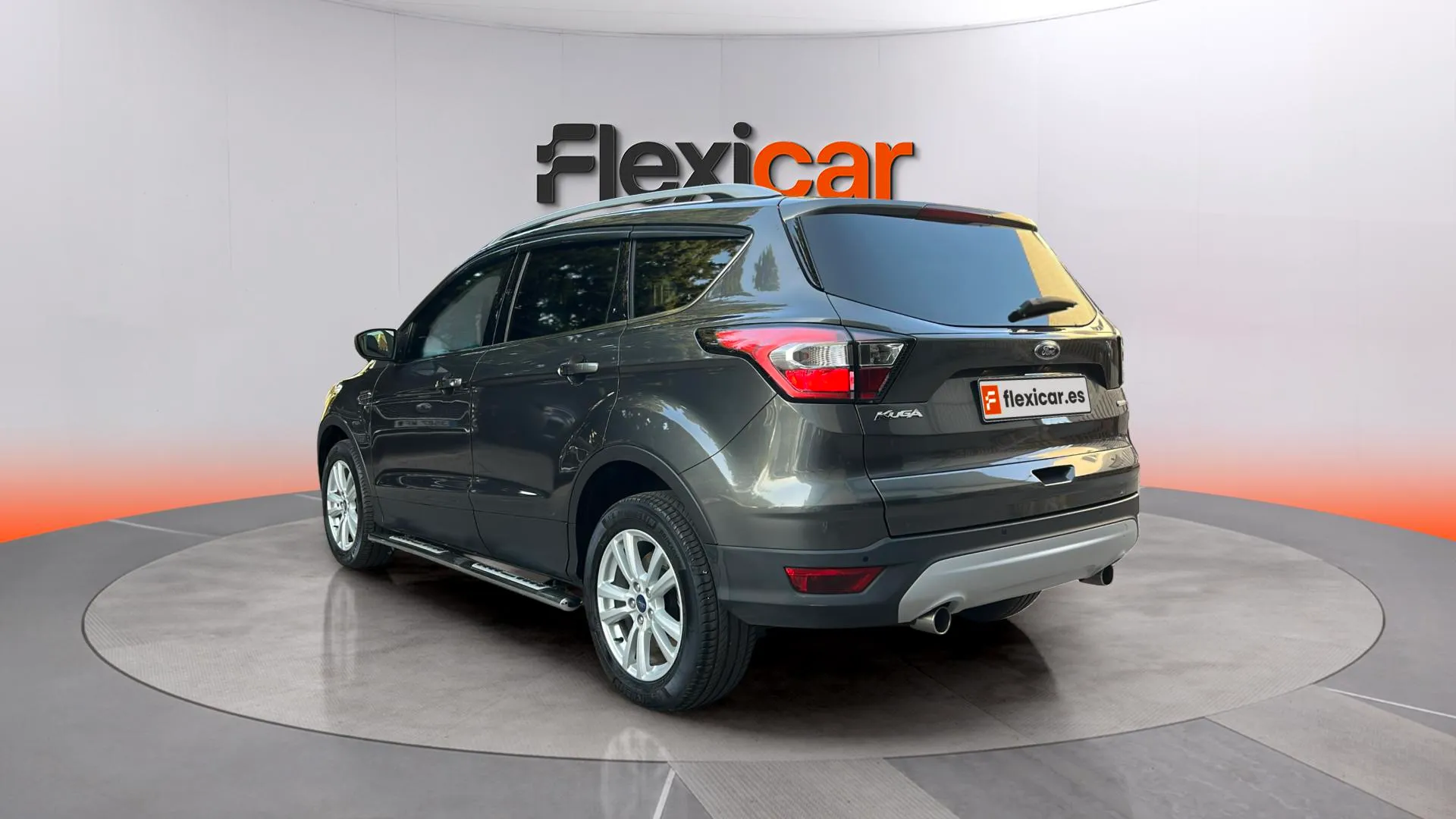 Ford Kuga 1.5 EcoBoost 4x2 Trend - foto 4
