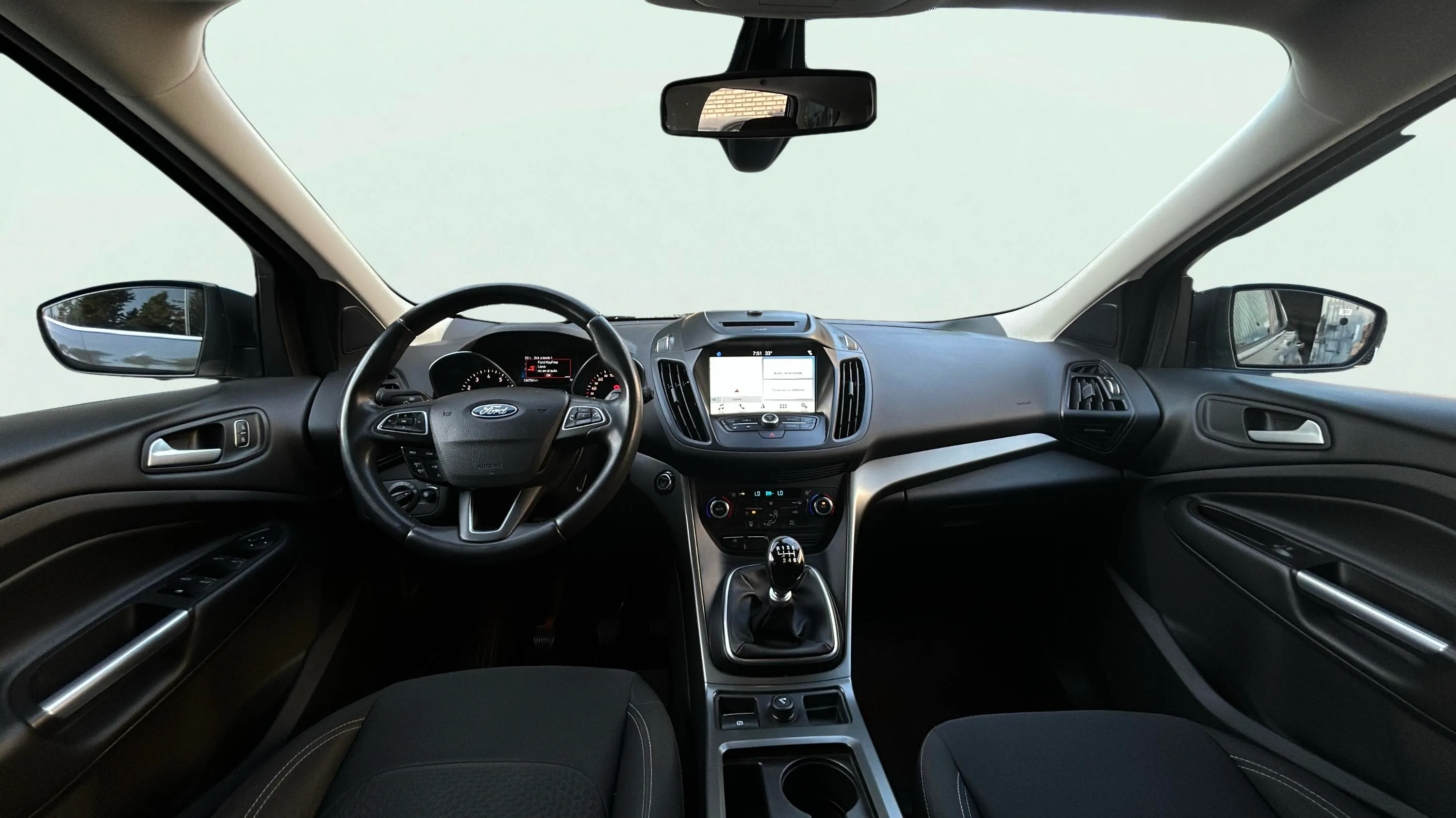 Ford Kuga 1.5 EcoBoost 4x2 Trend - foto 9