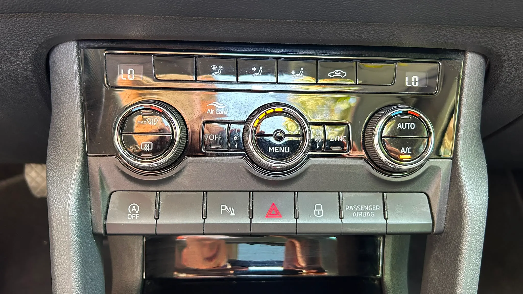 Škoda Karoq 1.5 TSI DSG ACT Selection - foto 12