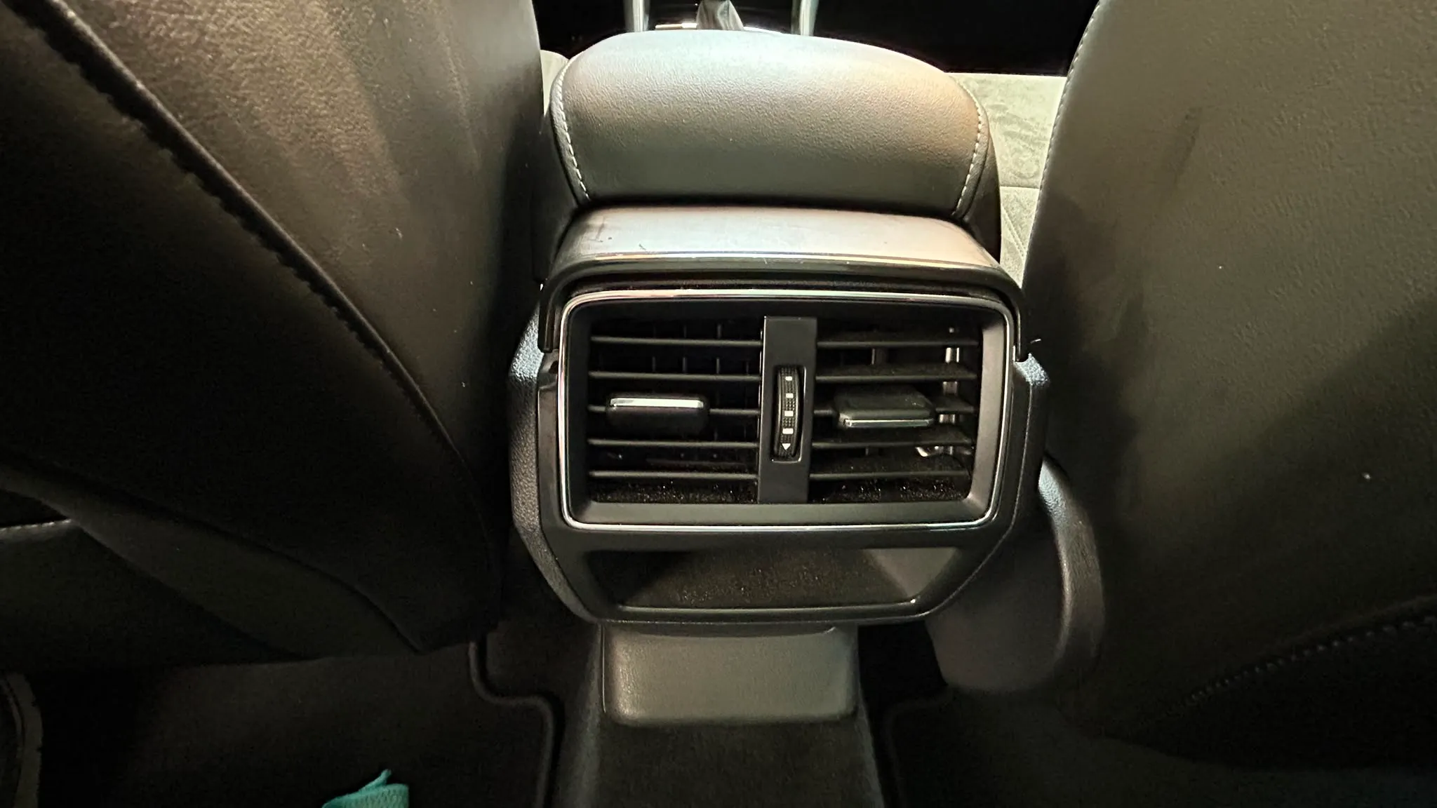 Škoda Karoq 1.5 TSI DSG ACT Selection - foto 27