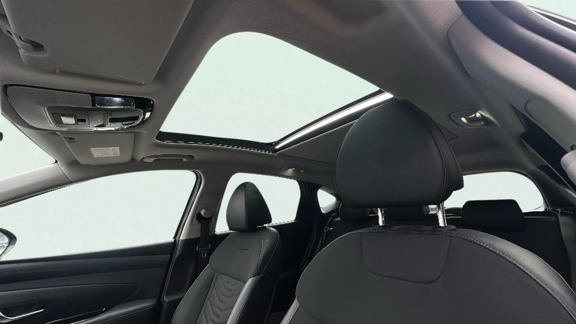 Hyundai Tucson 1.6T PHEV Tecno Sky - foto 28