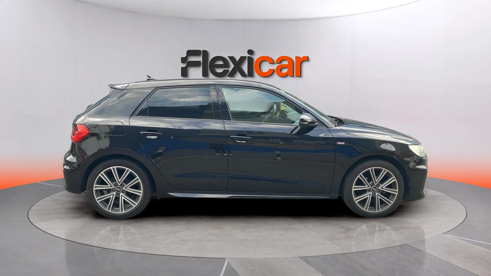 Audi A1 Sportback 25 TFSI - foto 8