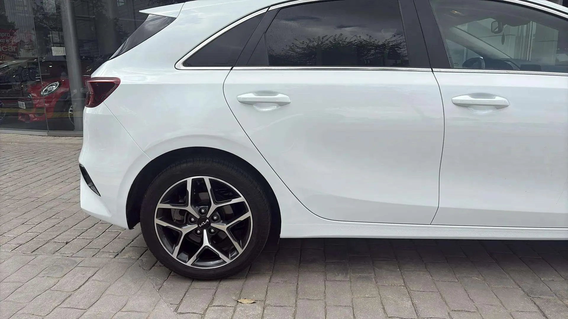 Kia Ceed 1.0 T-GDi Drive - foto 24
