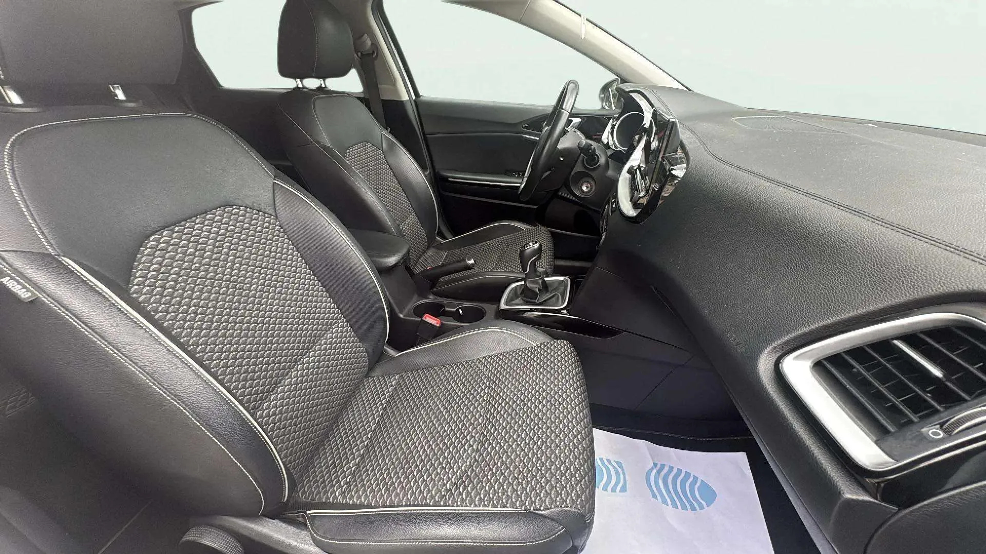 Kia Ceed 1.0 T-GDi Drive - foto 11