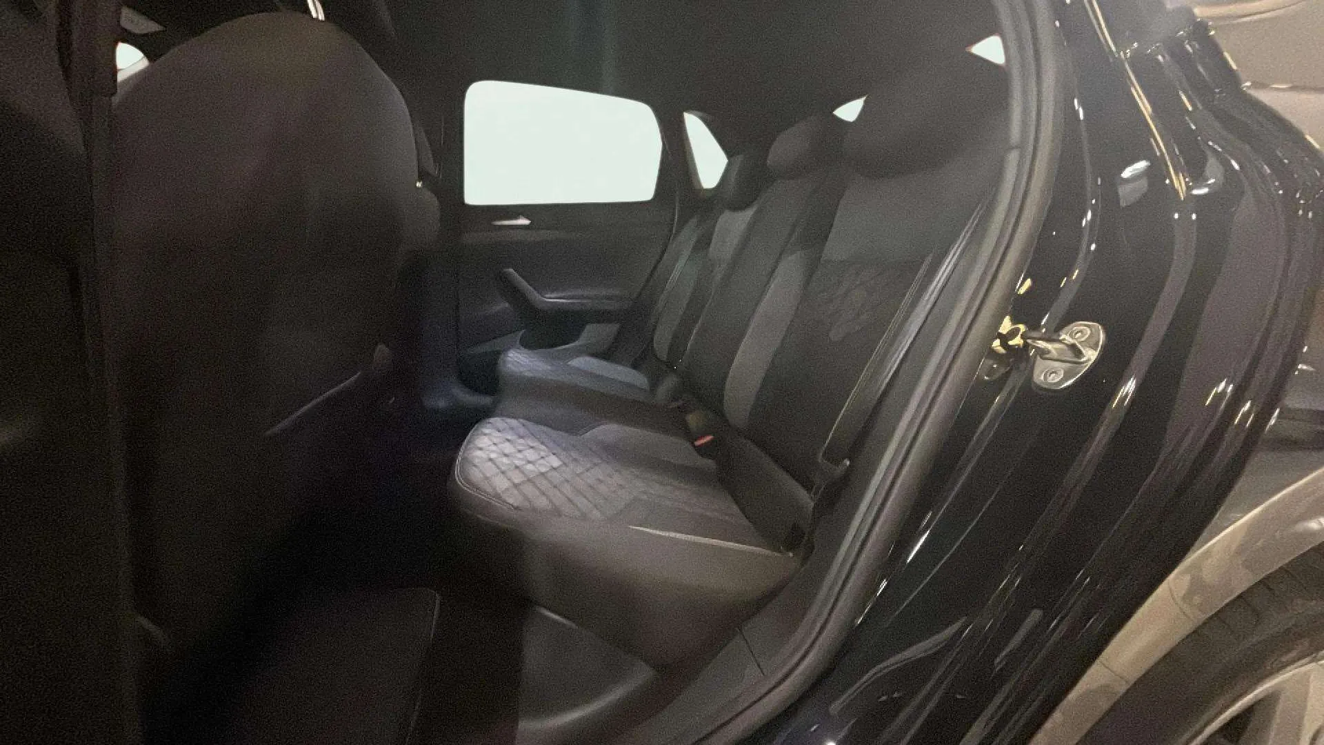 Volkswagen Polo R-Line 1.0 TSI DSG - foto 13