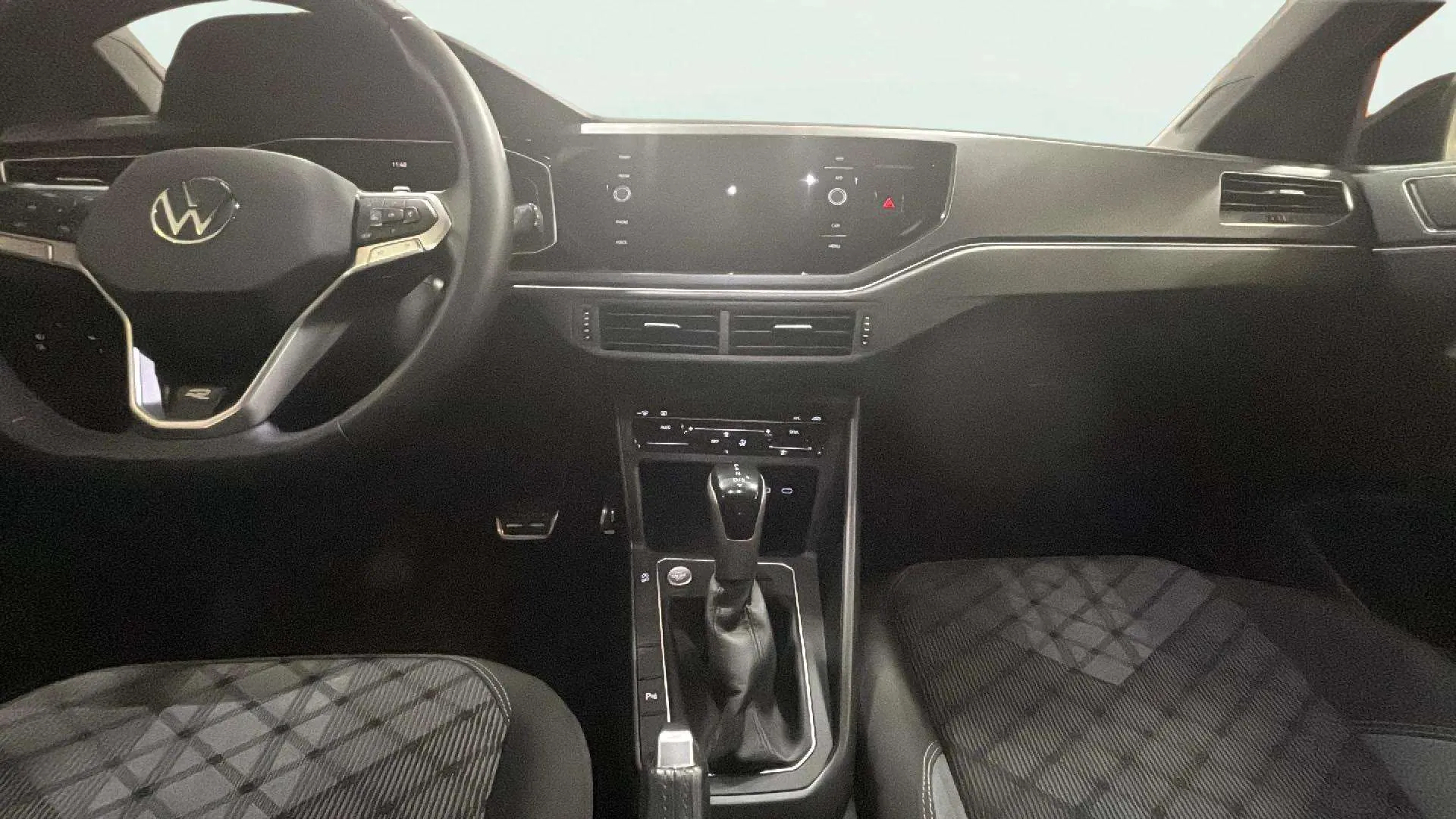 Volkswagen Polo R-Line 1.0 TSI DSG - foto 9