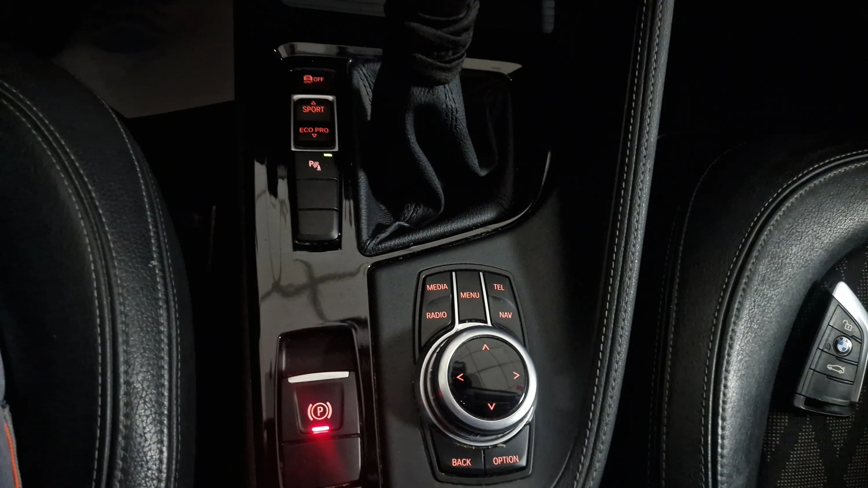 BMW X1 sDrive18d - foto 21