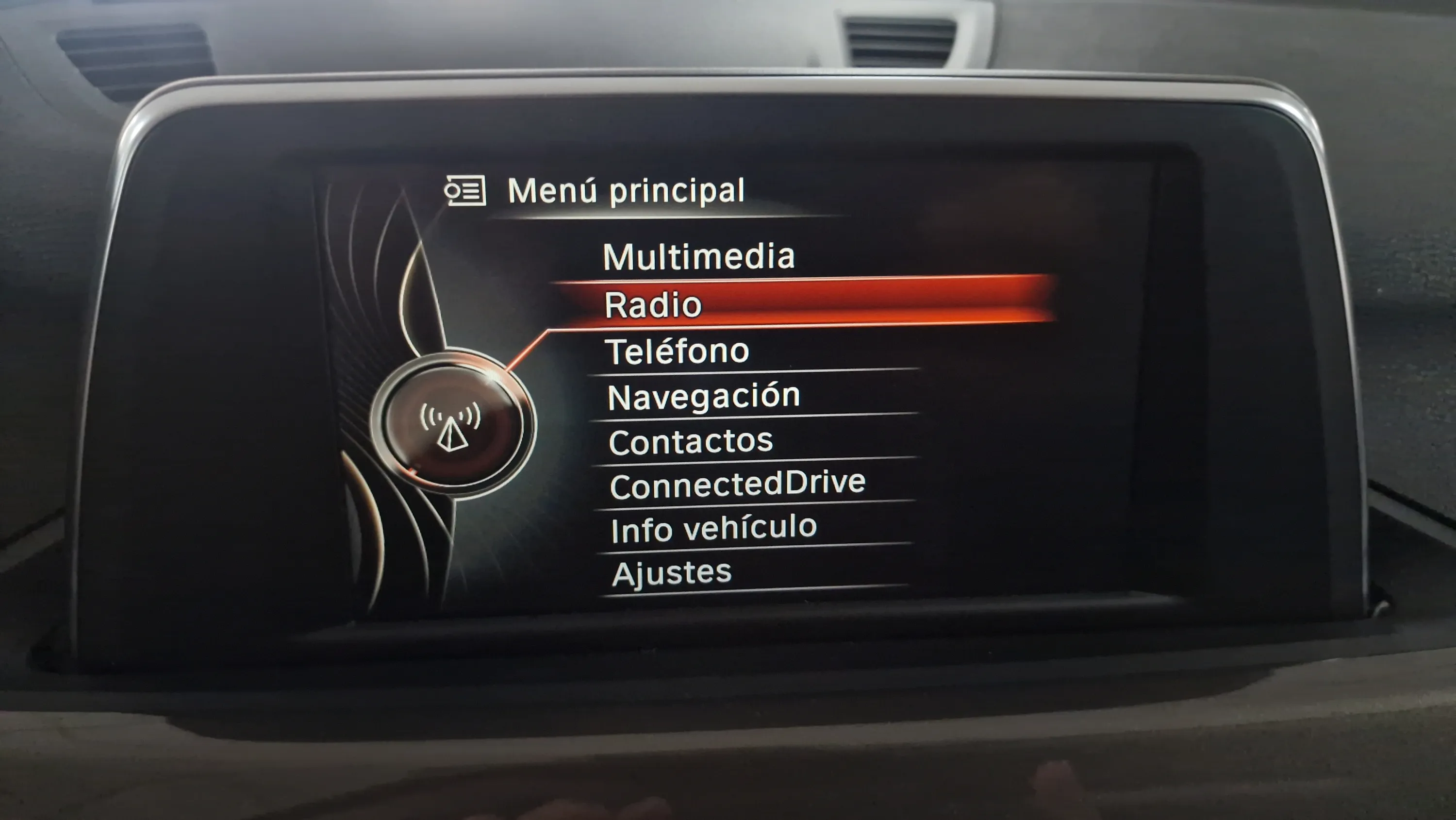 BMW X1 sDrive18d - foto 14