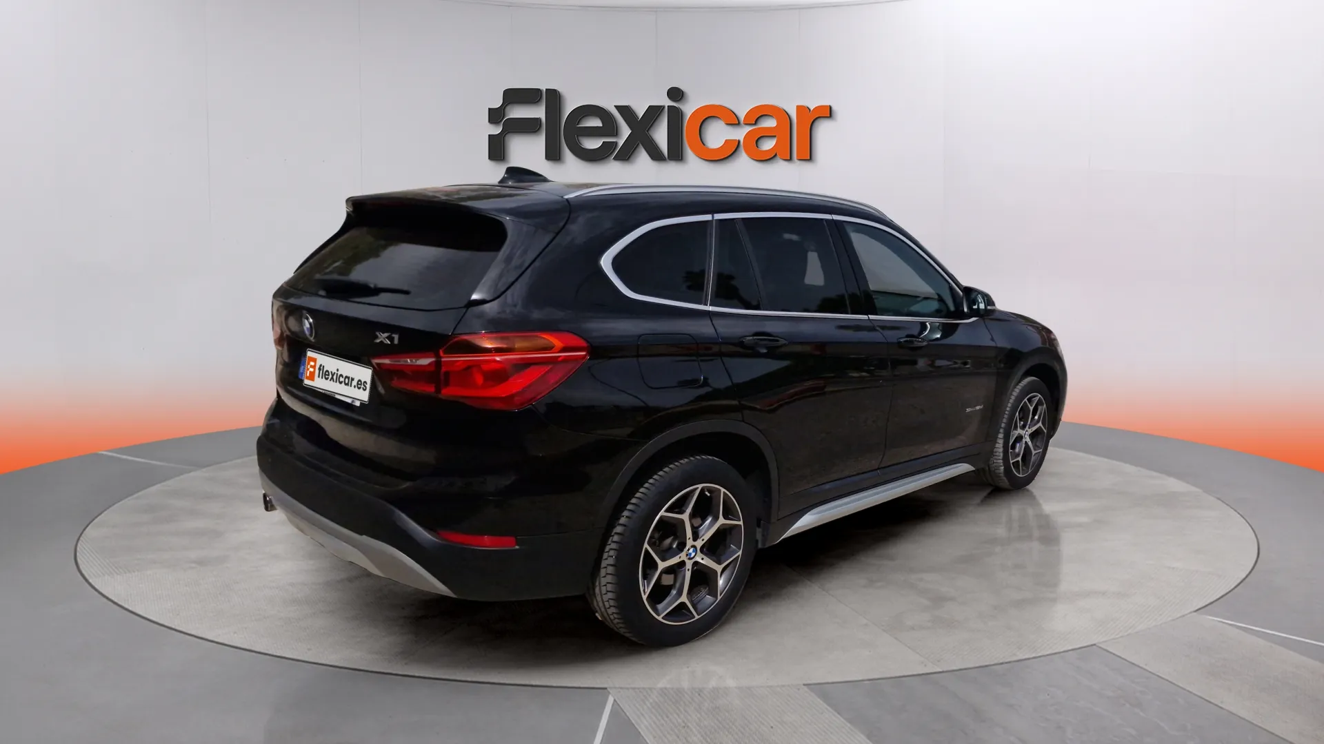 BMW X1 sDrive18d - foto 5