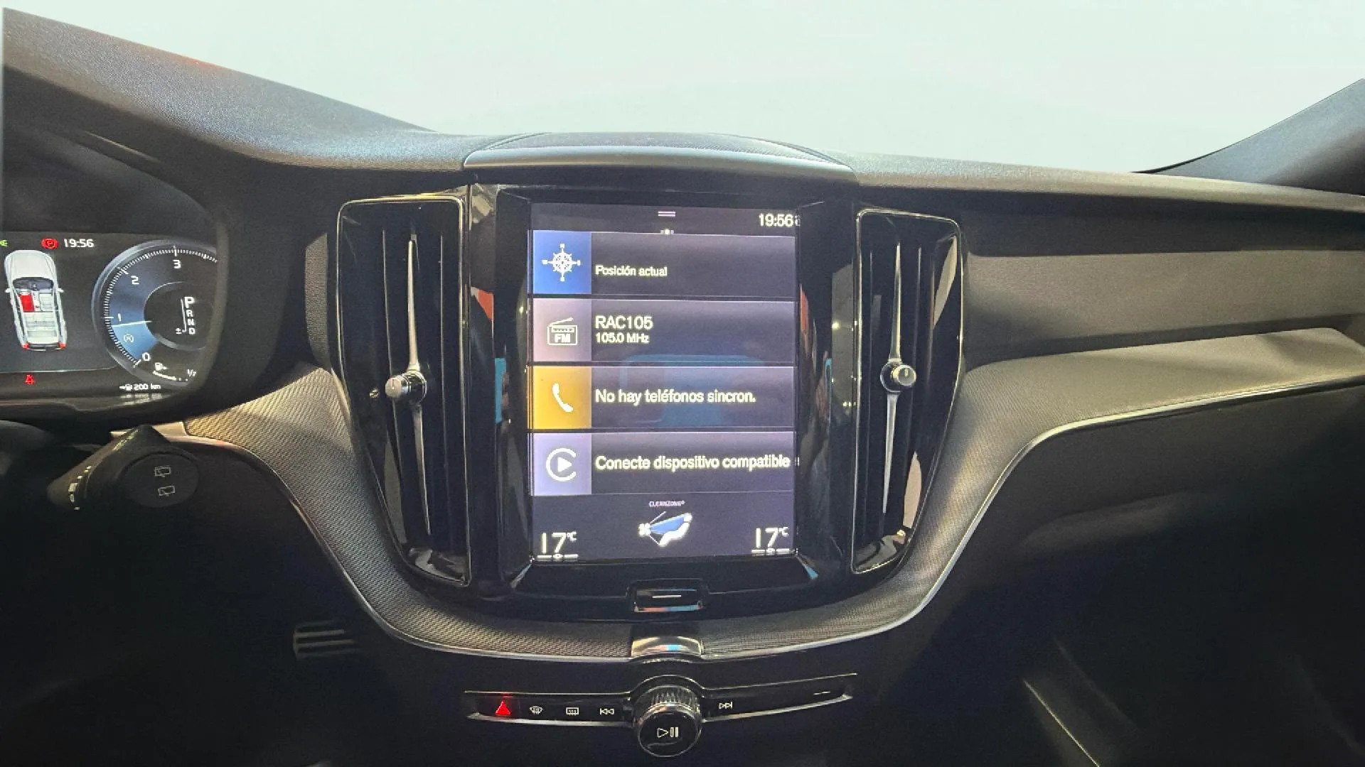 Volvo XC60 2.0 D4 R-Design - foto 6
