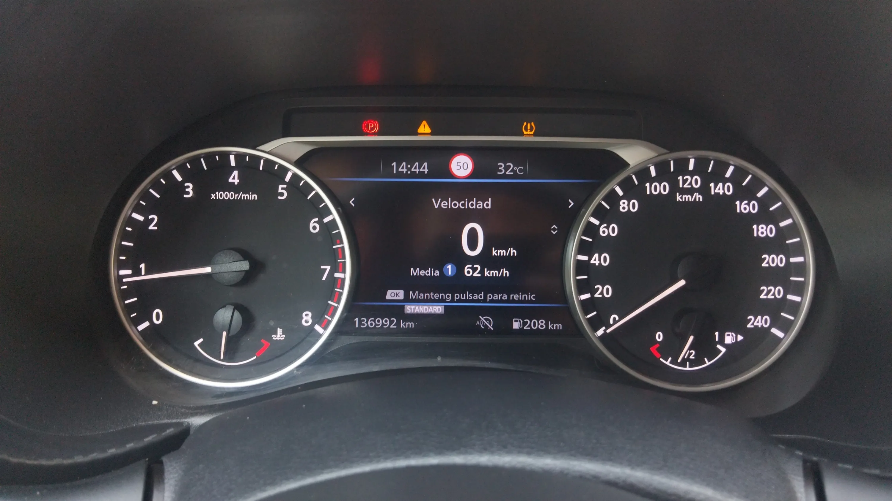Nissan Juke DIG-T 6 M/T Tekna - foto 10