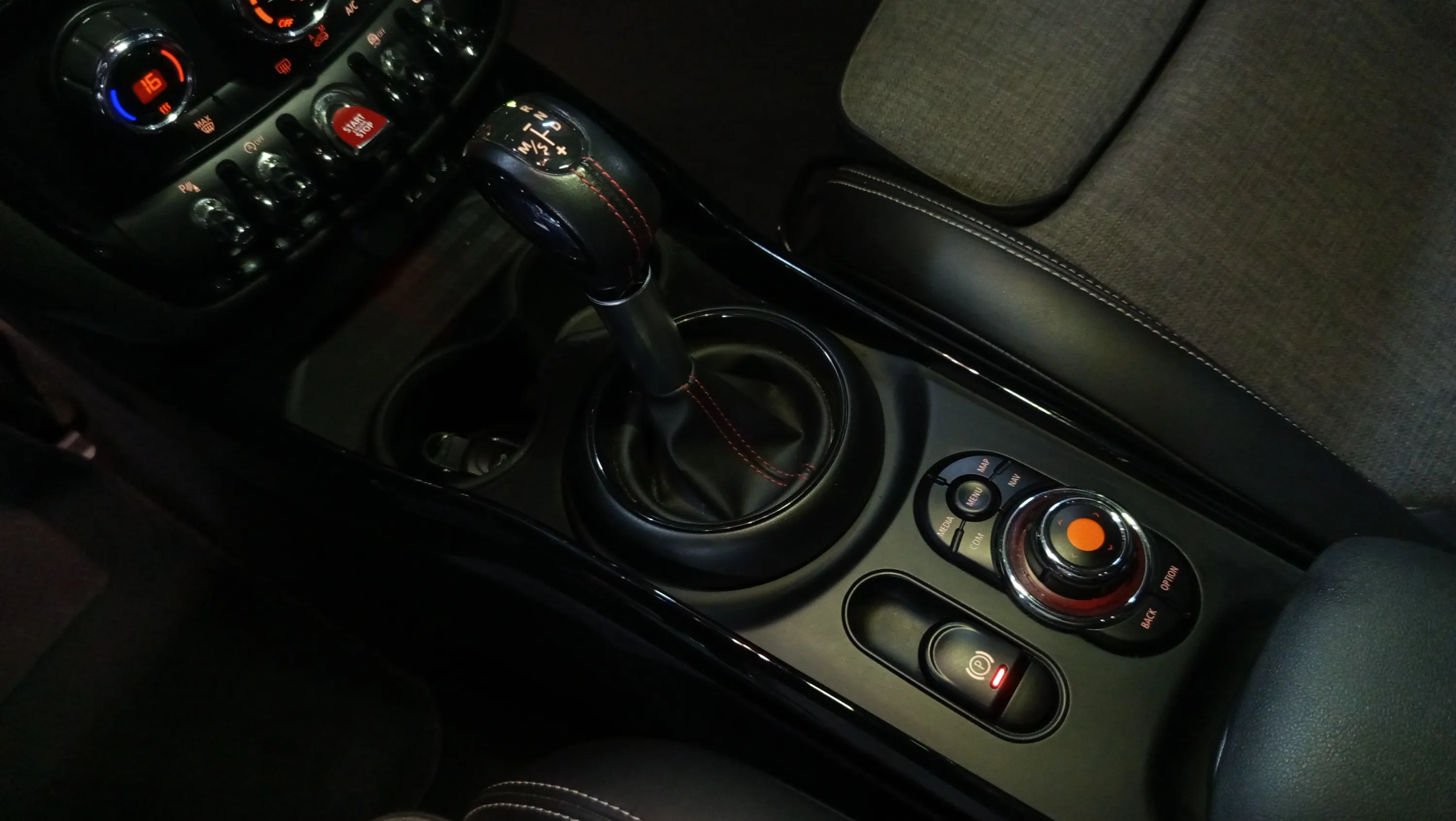 MINI Clubman Cooper S - foto 21