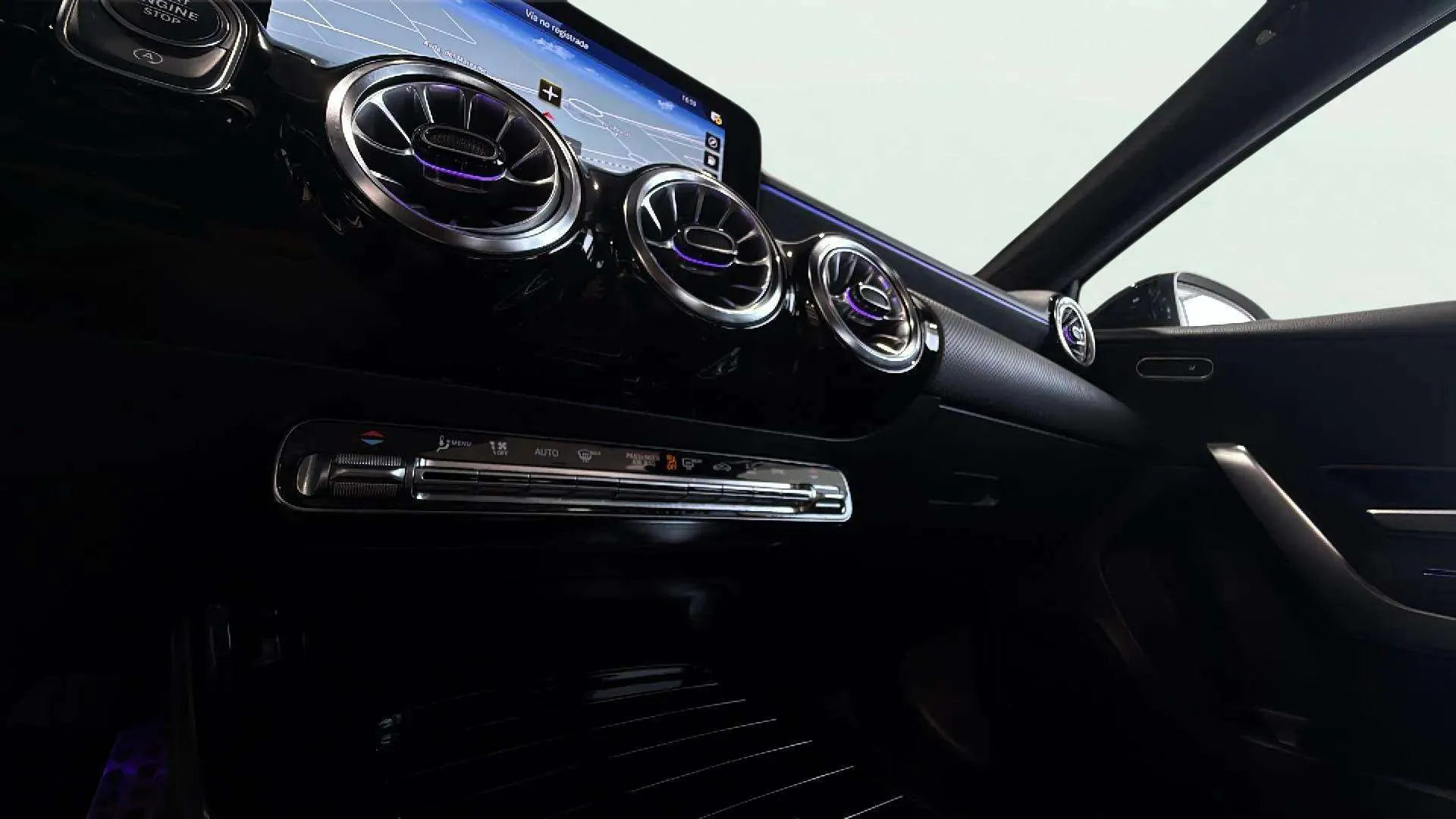 Mercedes-Benz Clase A A 200 d - foto 20