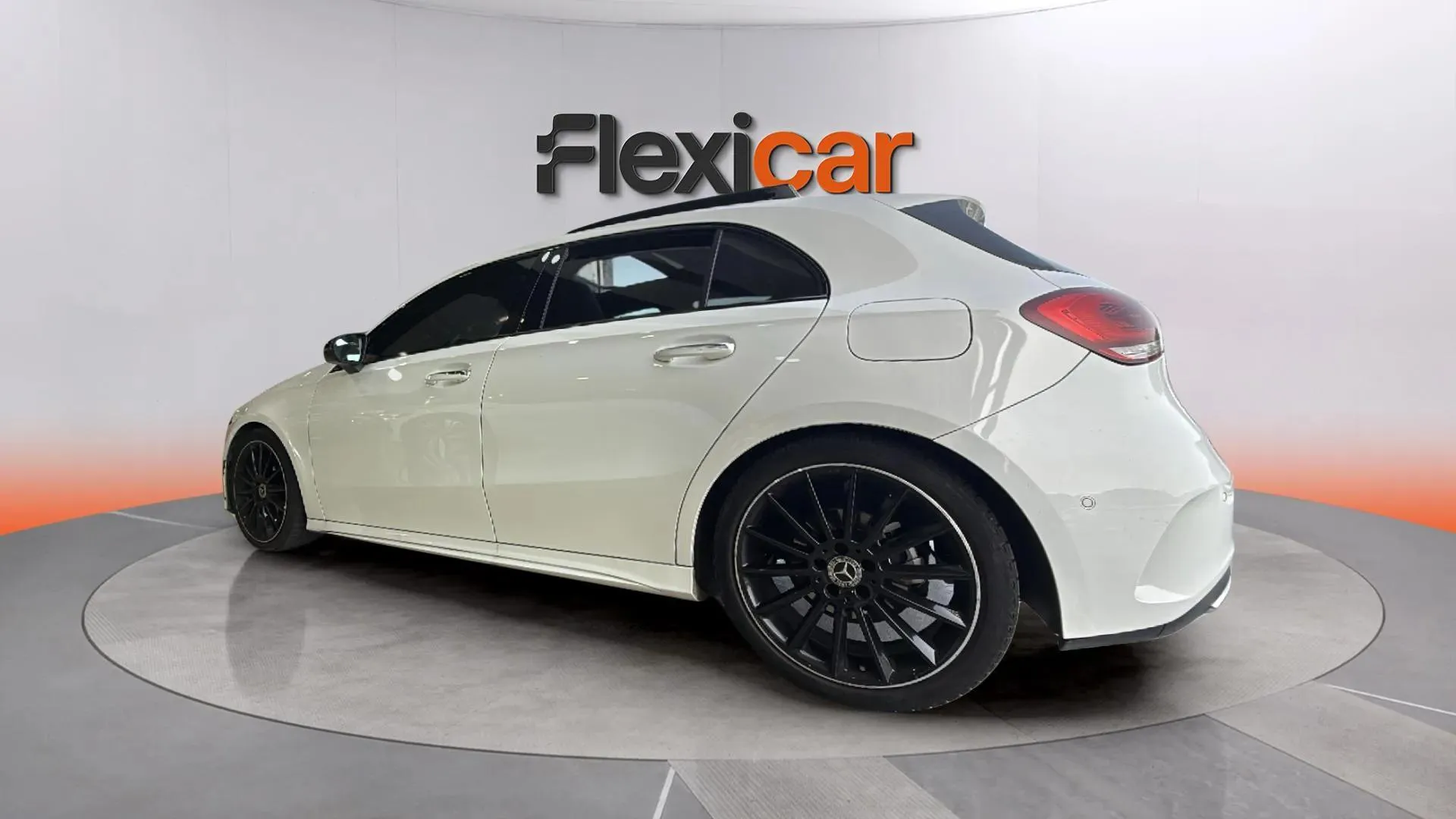 Mercedes-Benz Clase A A 200 d - foto 4