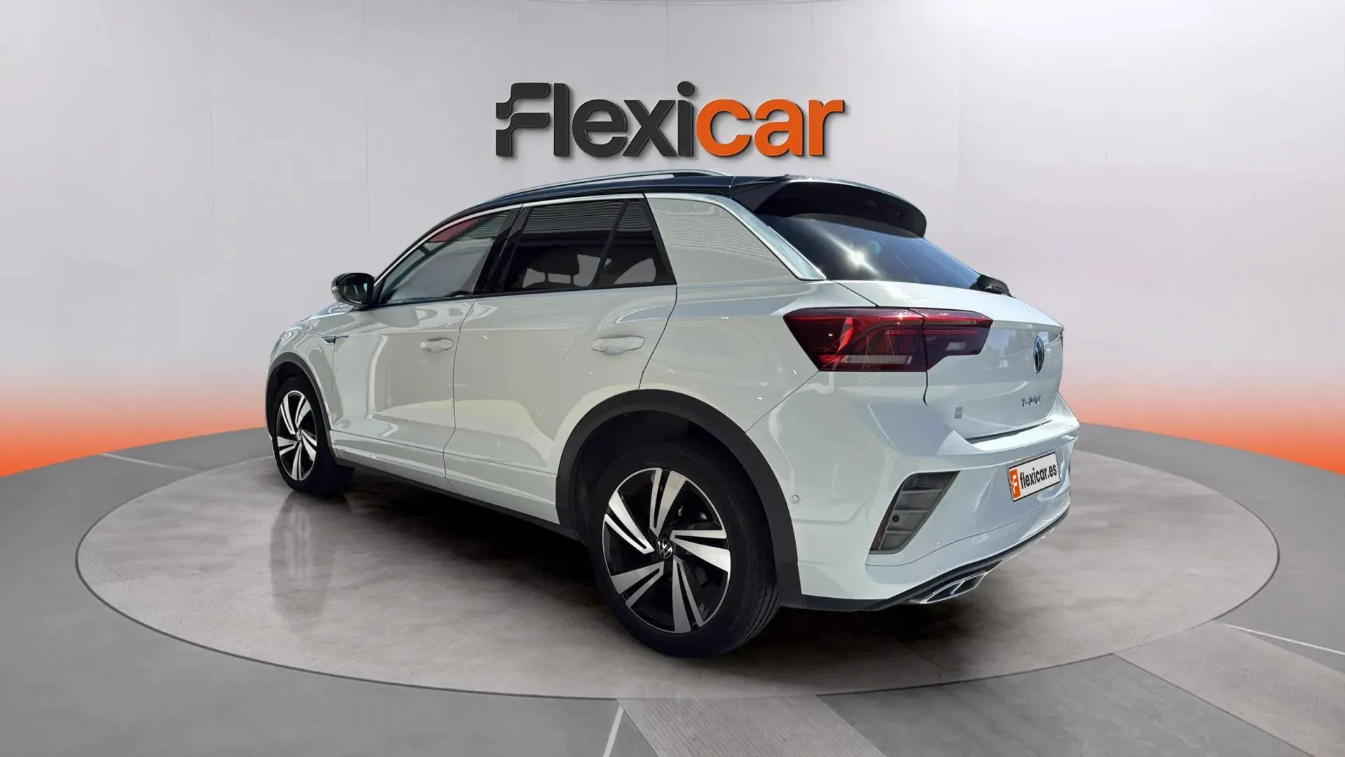 Volkswagen T-Roc R-Line 1.5 TSI DSG - foto 5