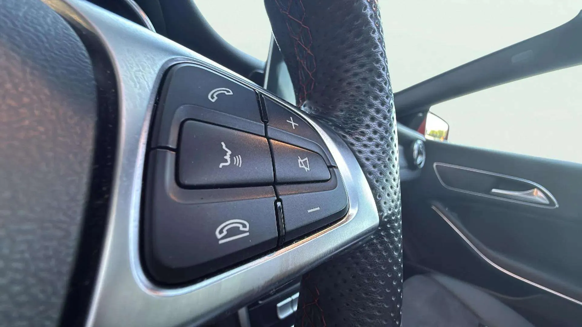 Mercedes-Benz CLA 200 - foto 20