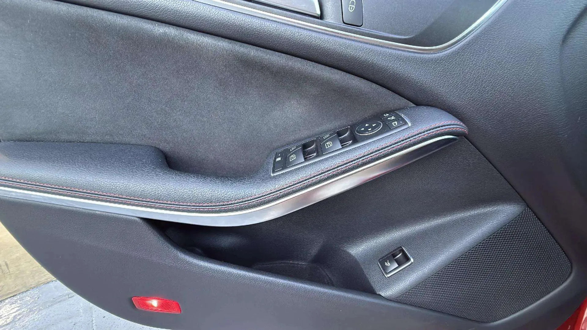 Mercedes-Benz CLA 200 - foto 35