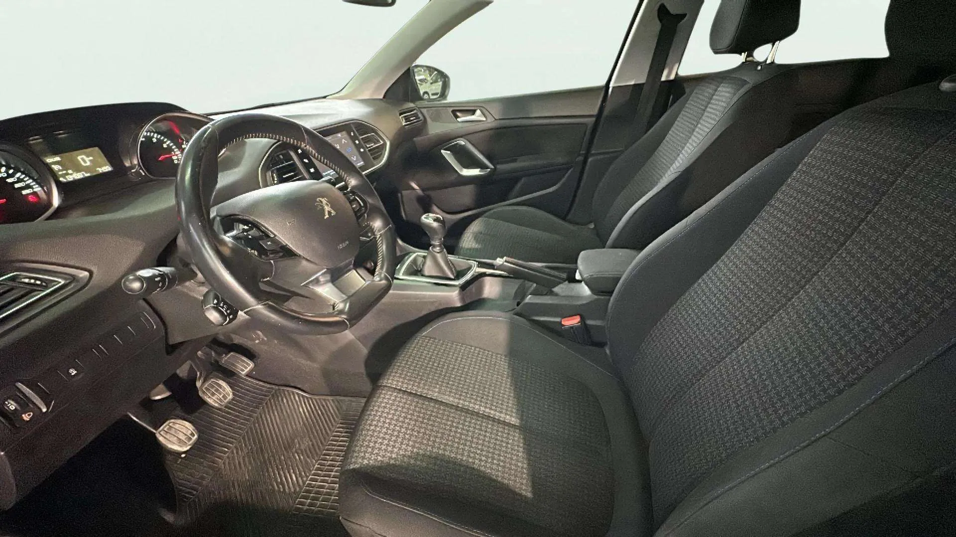 Peugeot 308 Style PureTech 130 - foto 19