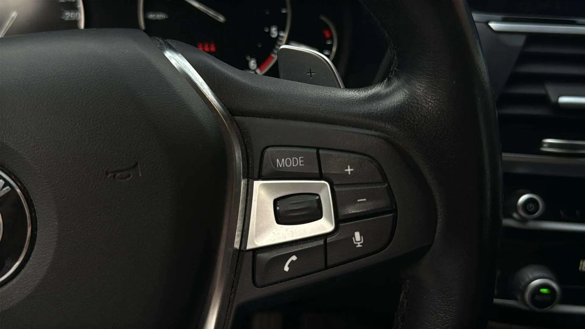 BMW X4 xDrive25d - foto 12