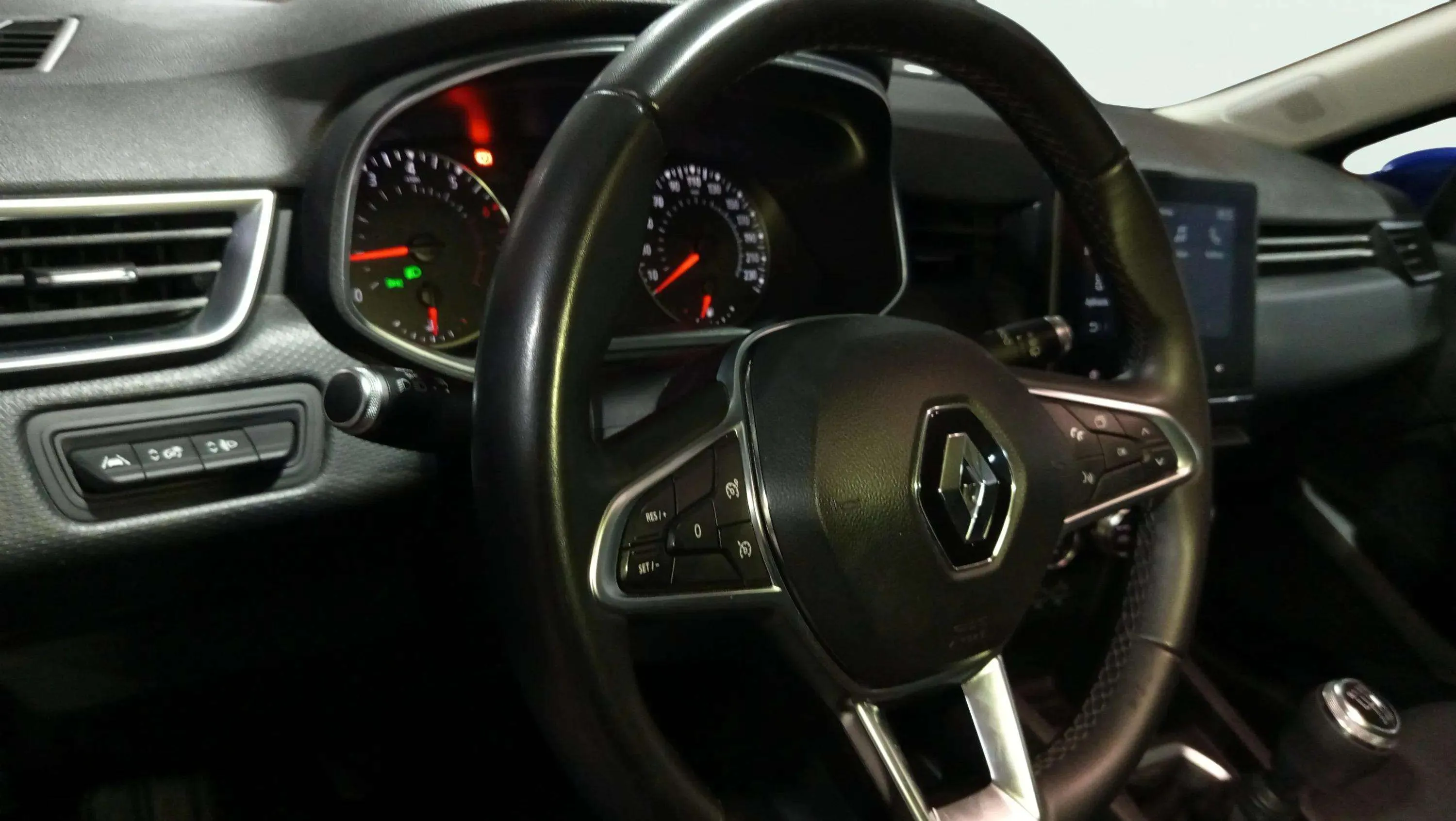 Renault Clio Business TCe - foto 27