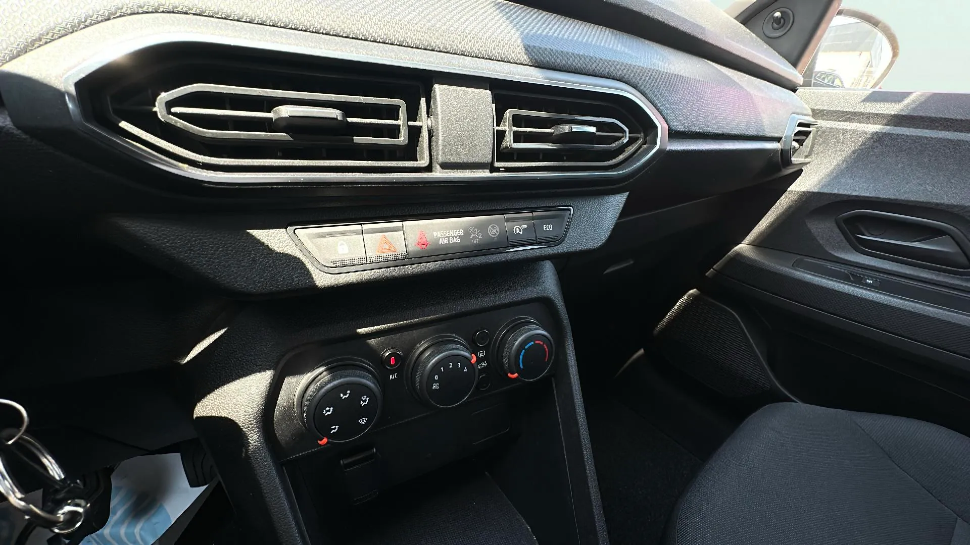 Dacia Sandero Essential ECO-G - foto 13