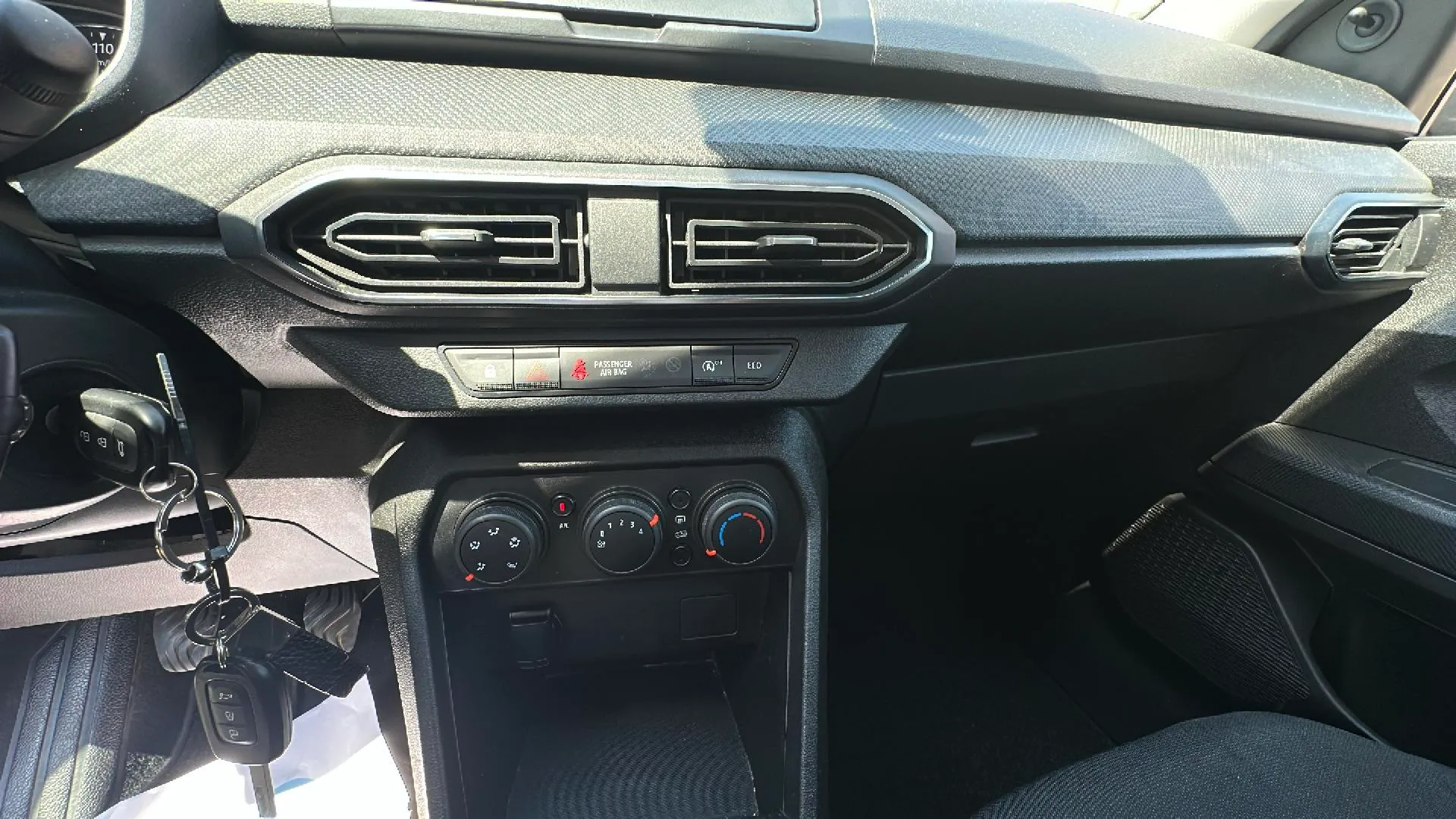 Dacia Sandero Essential ECO-G - foto 12