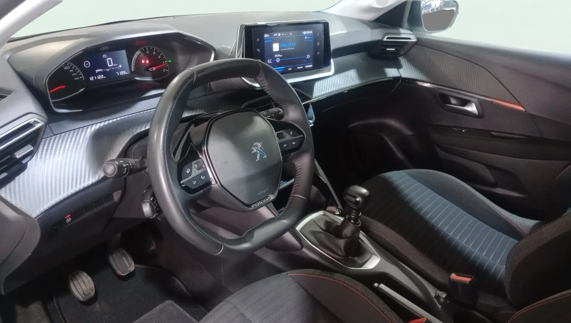Peugeot 208 BlueHDi Active - foto 6
