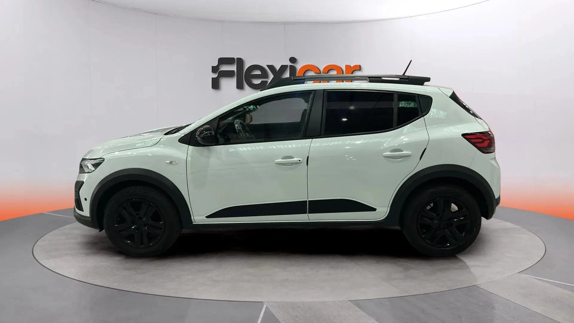 Dacia Sandero Stepway Essential TCe (90V) - foto 4