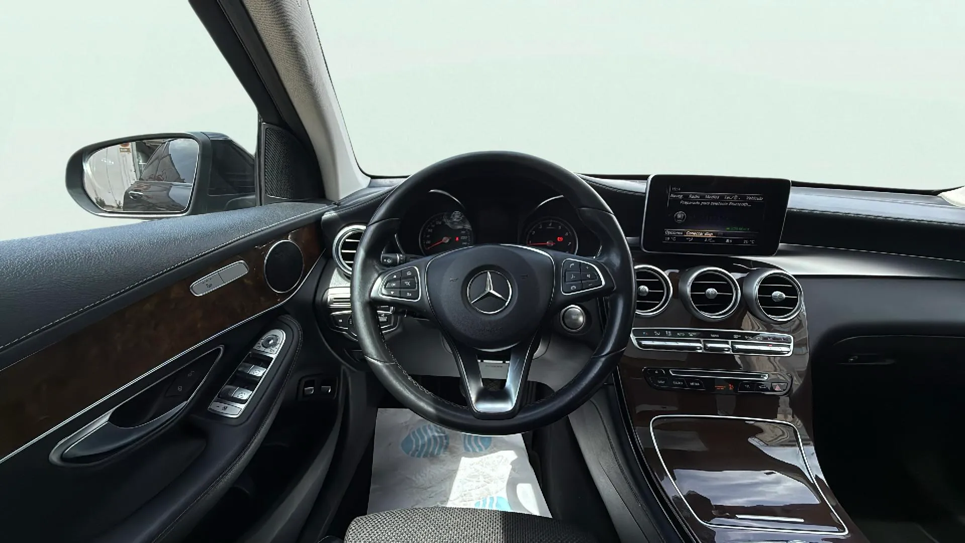 Mercedes-Benz GLC 250 4MATIC - foto 12