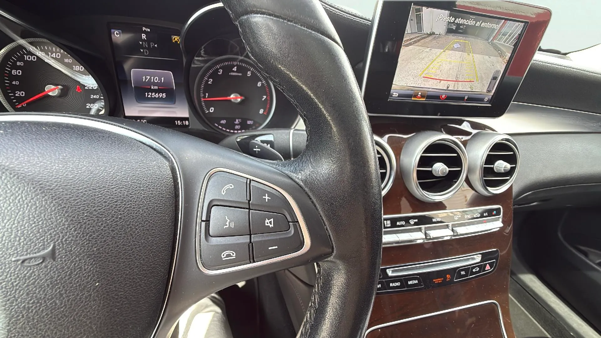 Mercedes-Benz GLC 250 4MATIC - foto 17