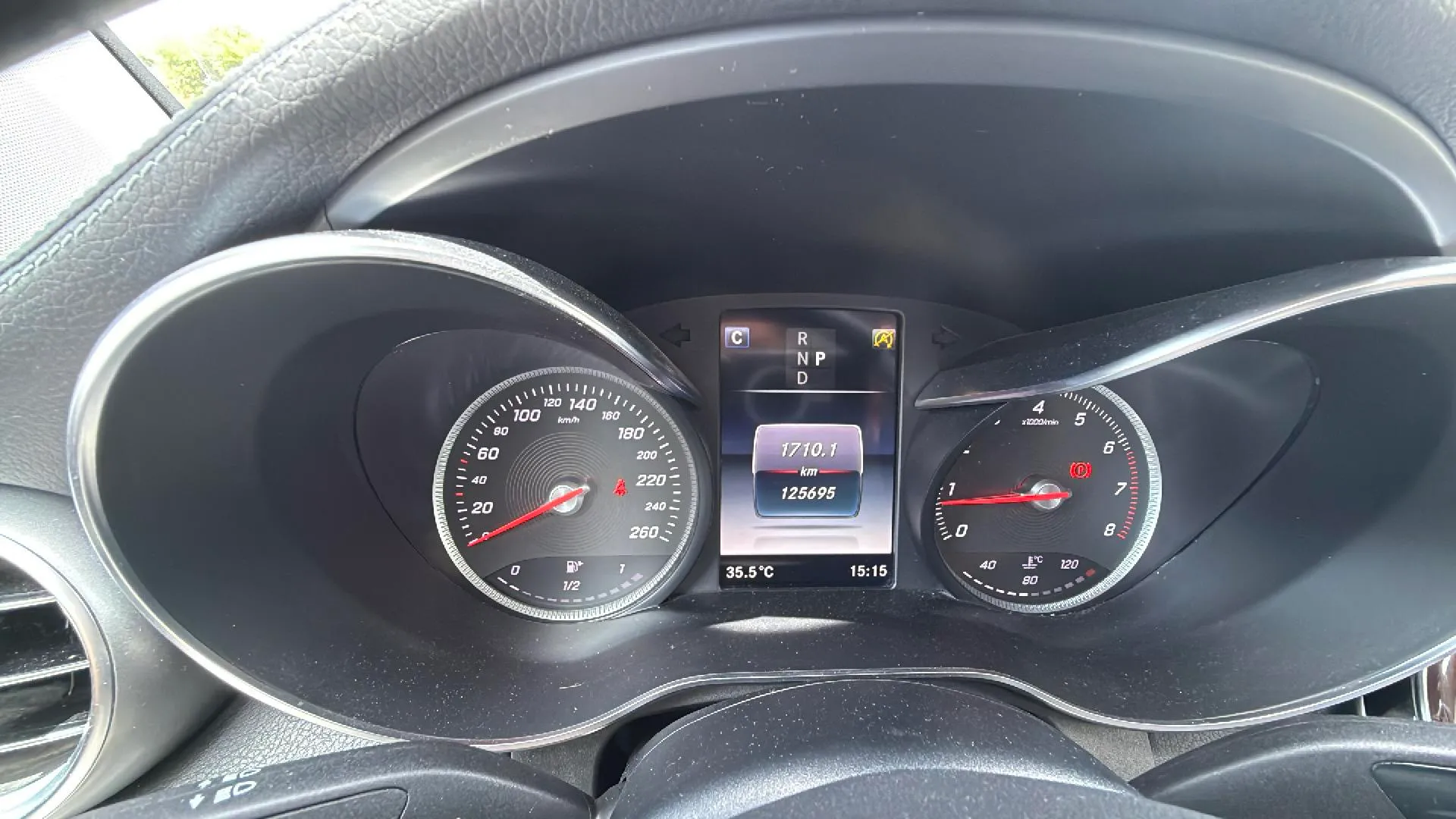 Mercedes-Benz GLC 250 4MATIC - foto 9