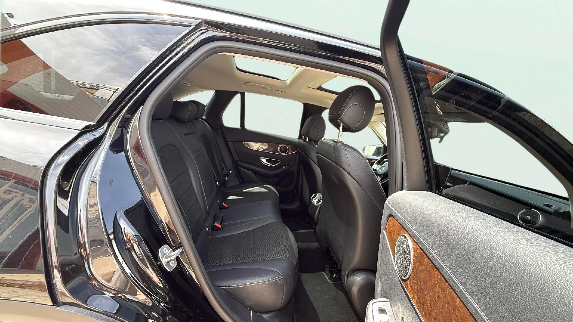 Mercedes-Benz GLC 250 4MATIC - foto 22