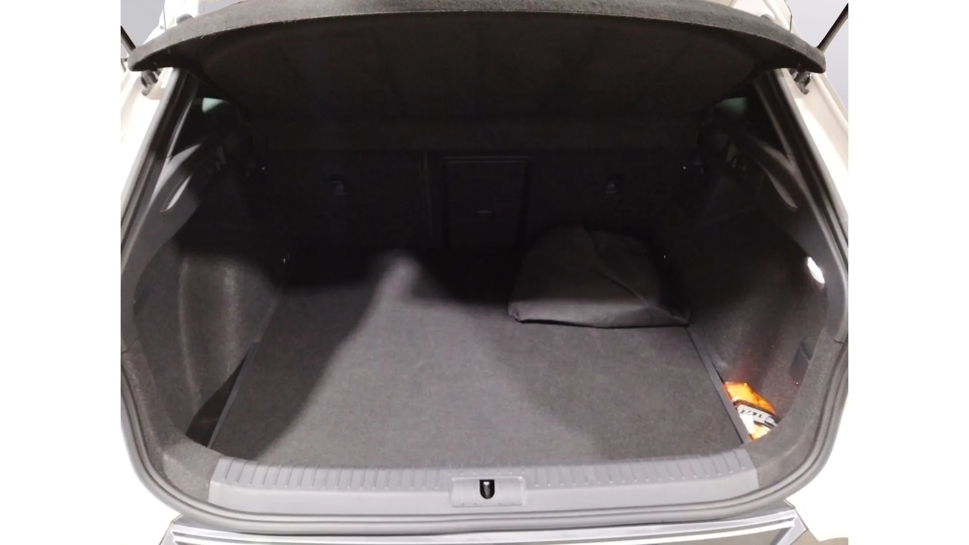 Cupra Formentor 1.4 e-Hybrid DSG - foto 16