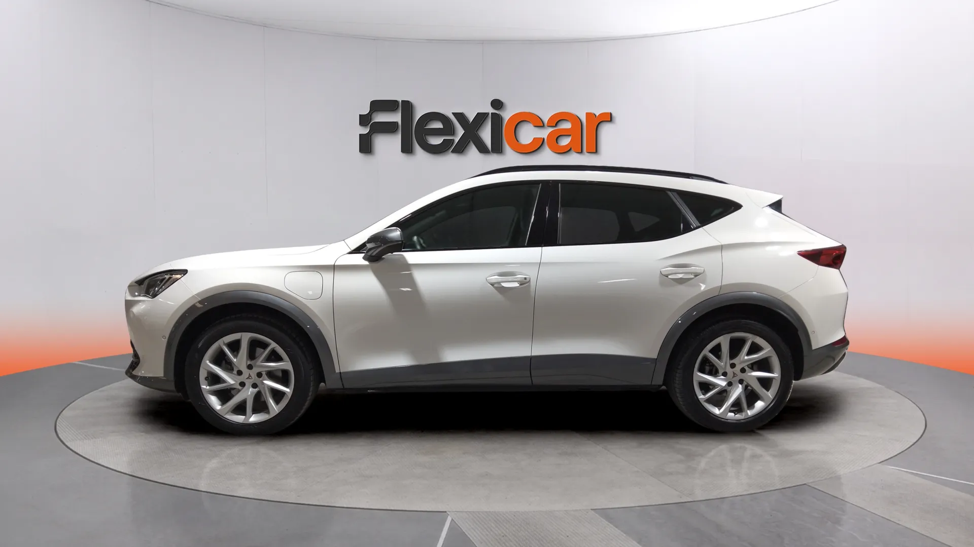 Cupra Formentor 1.4 e-Hybrid DSG - foto 4