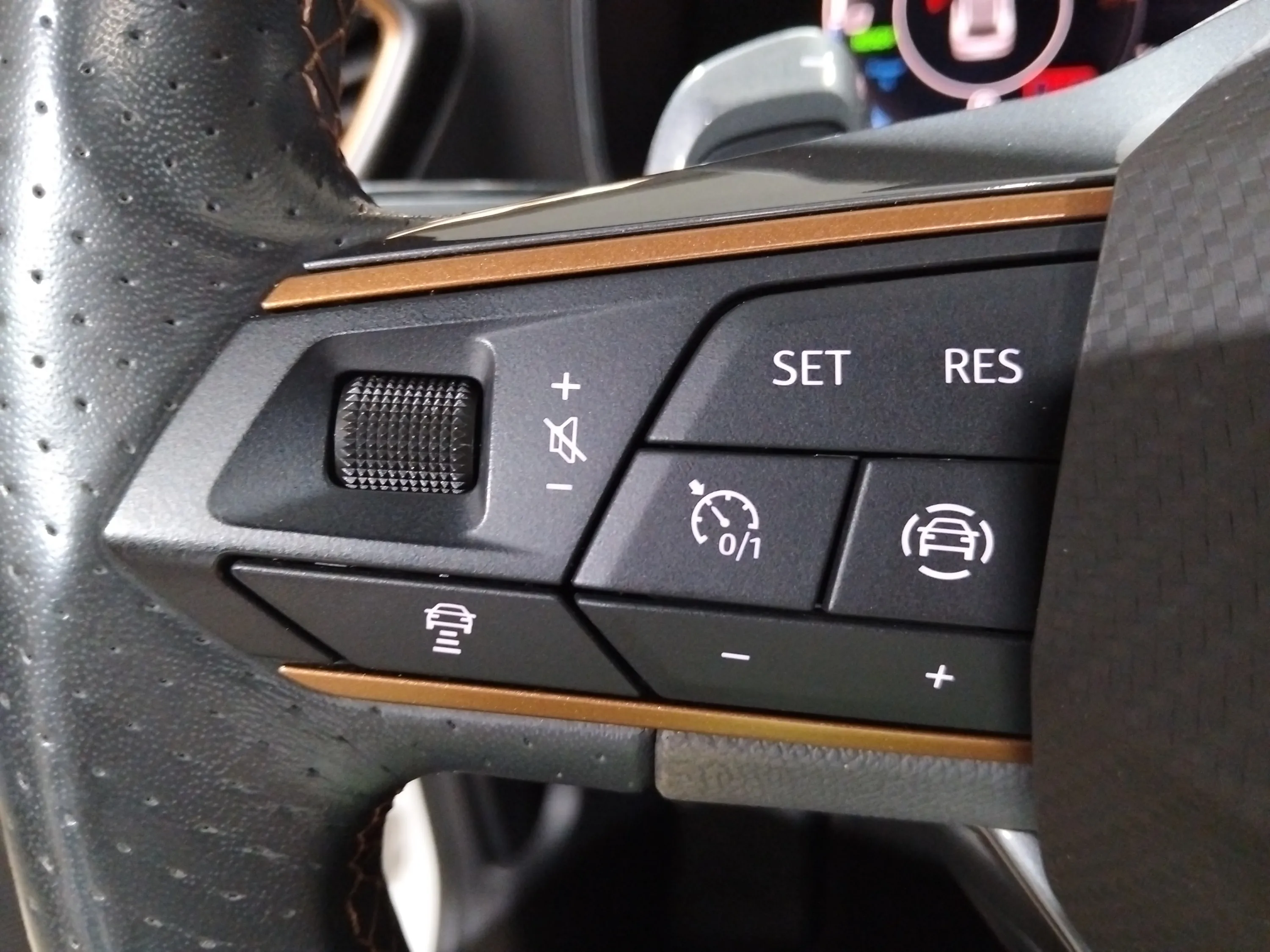 Cupra Formentor 1.4 e-Hybrid DSG - foto 24