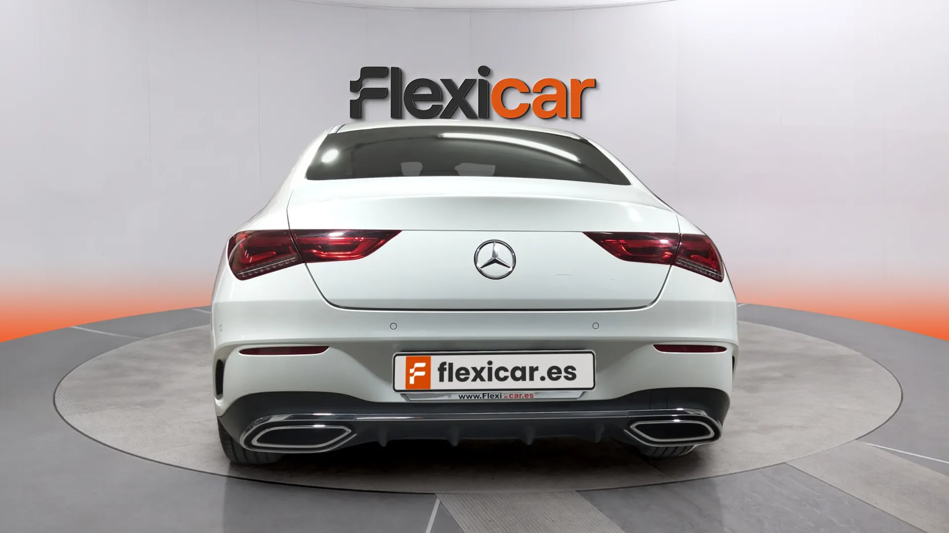 Mercedes-Benz CLA 180 - foto 5