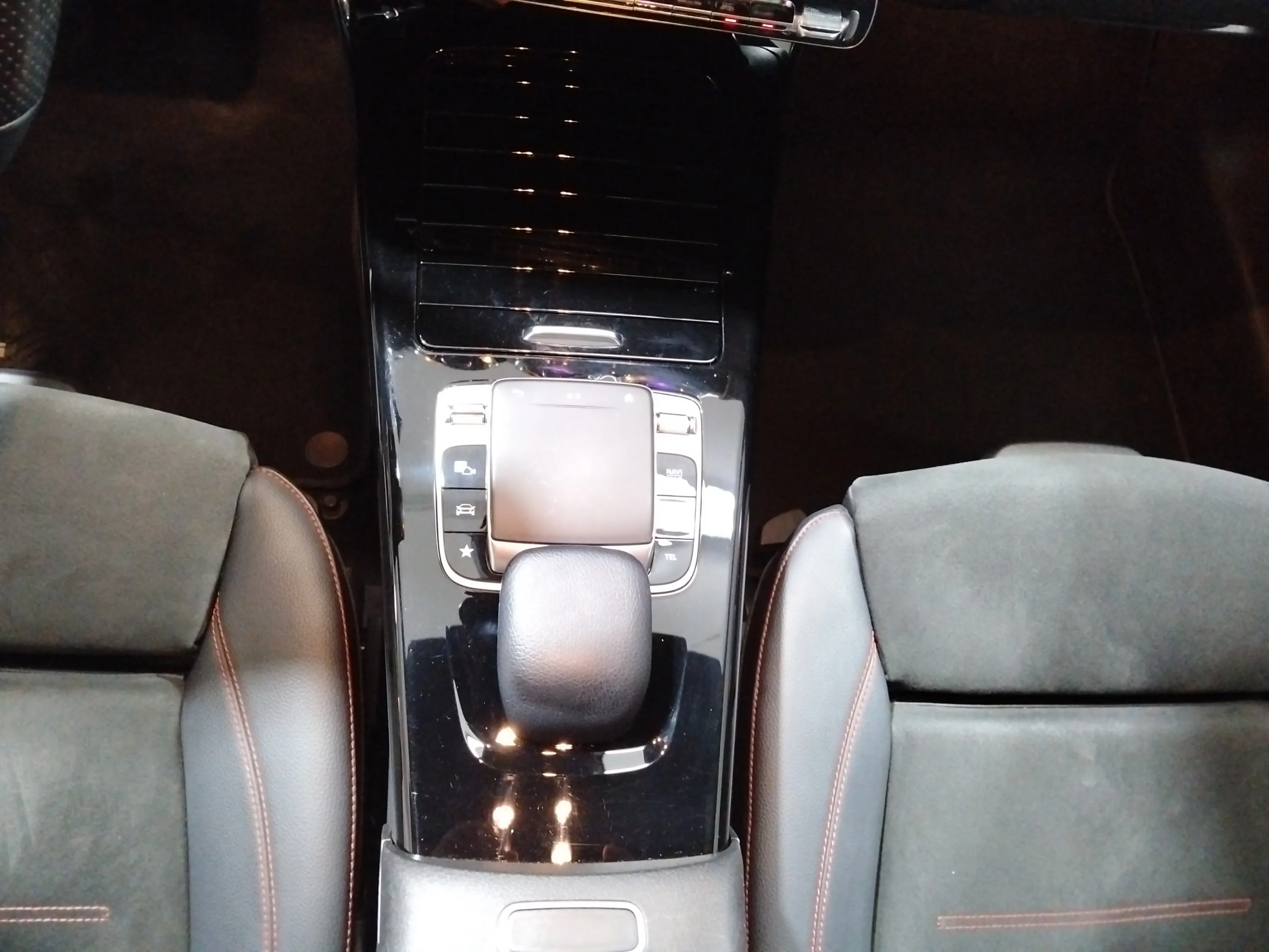 Mercedes-Benz CLA 180 - foto 20