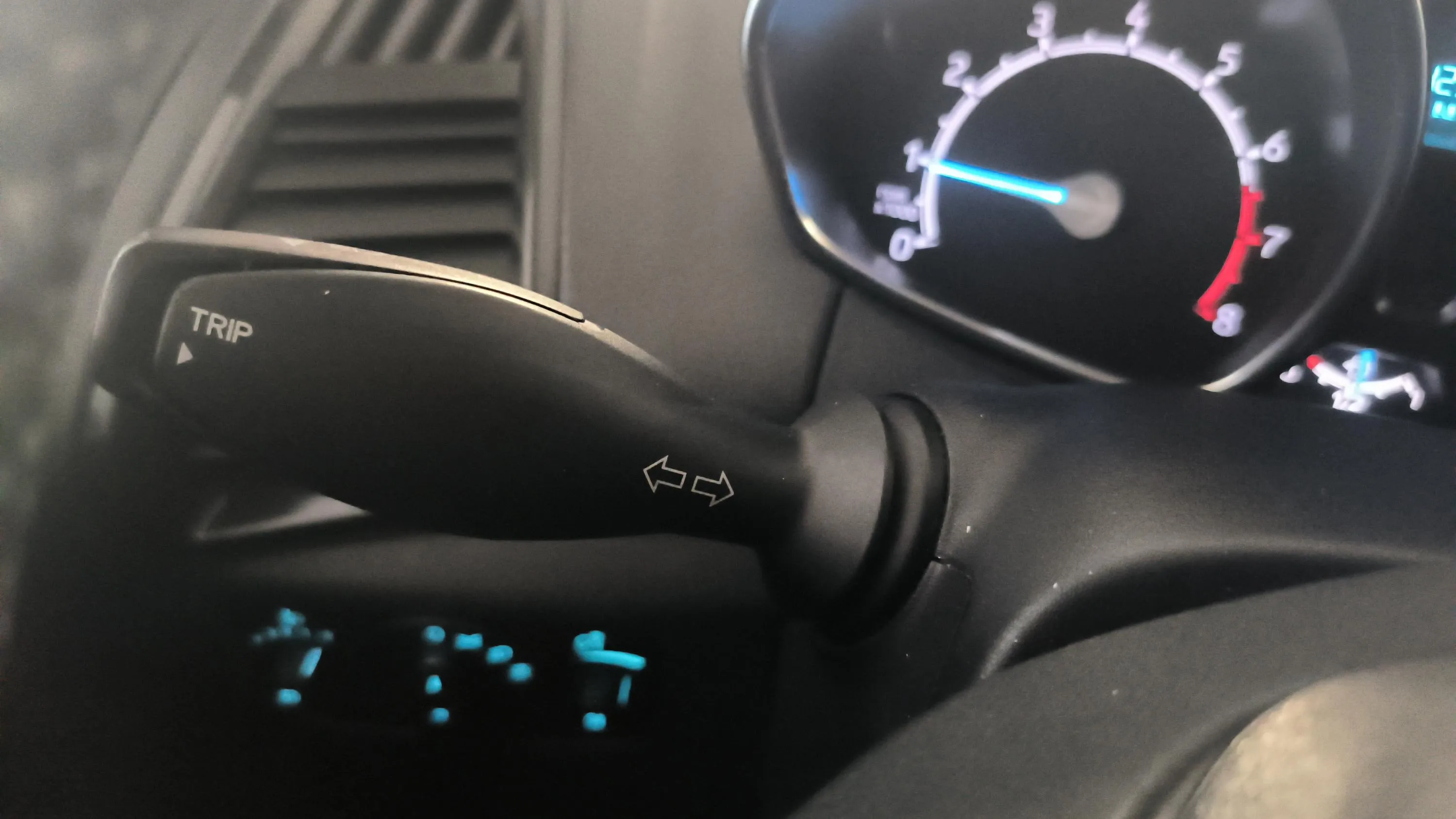Ford EcoSport 1.0 EcoBoost Titanium - foto 19