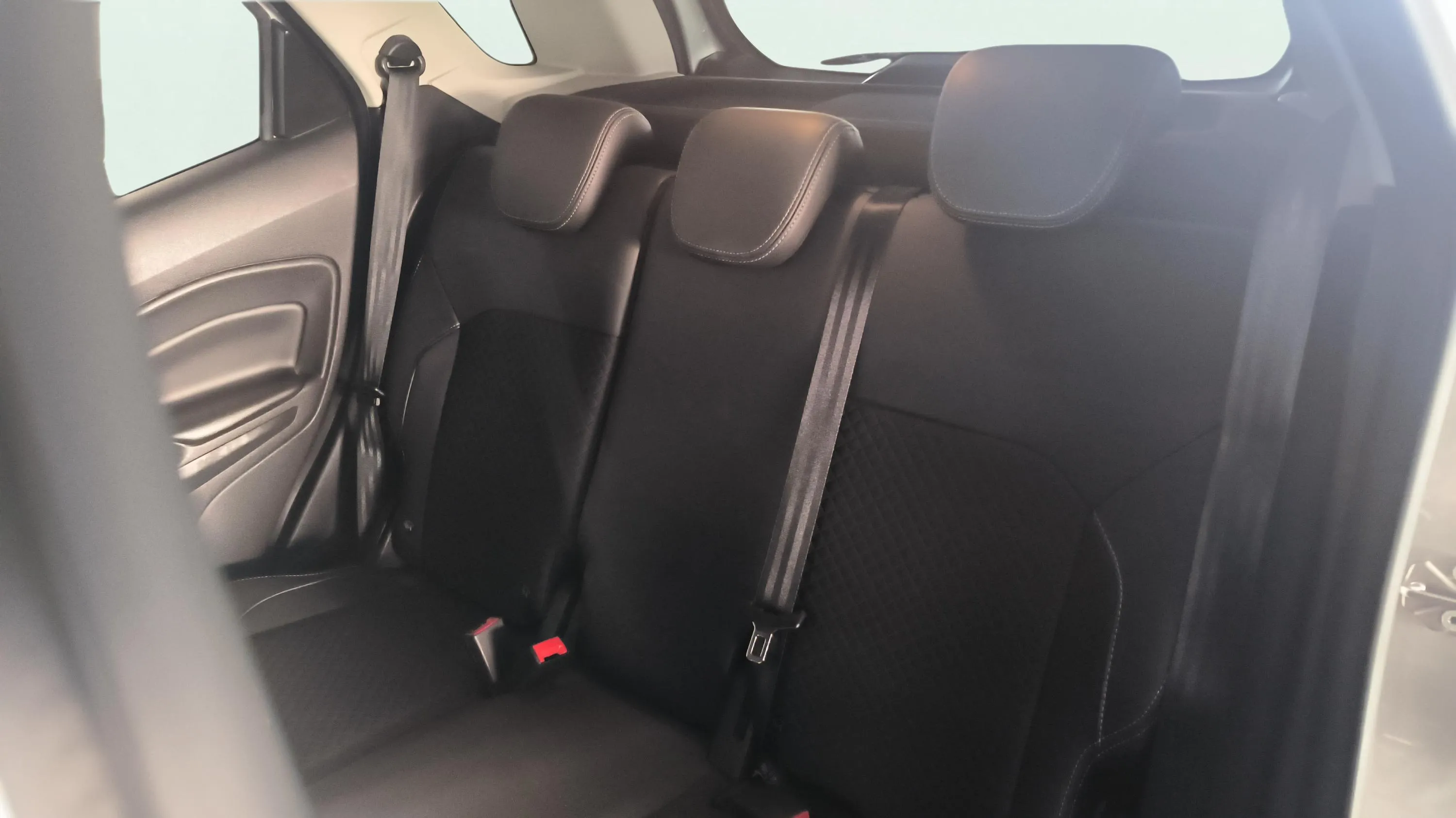 Ford EcoSport 1.0 EcoBoost Titanium - foto 16