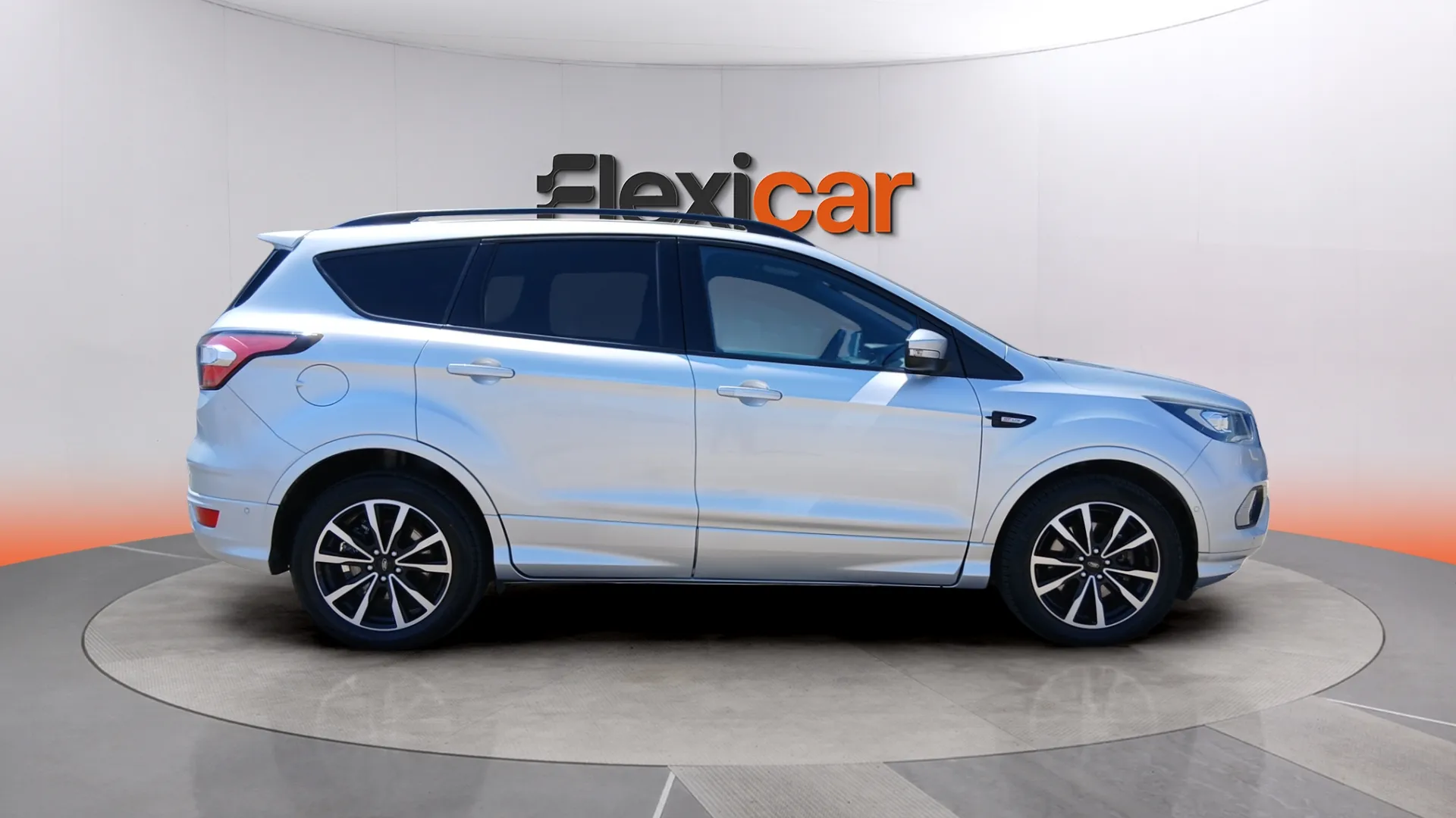 Ford Kuga 2.0 TDCi 4x2 A-S-S ST-Line - foto 5