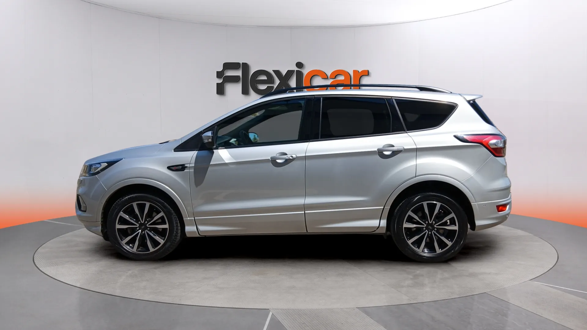 Ford Kuga 2.0 TDCi 4x2 A-S-S ST-Line - foto 3
